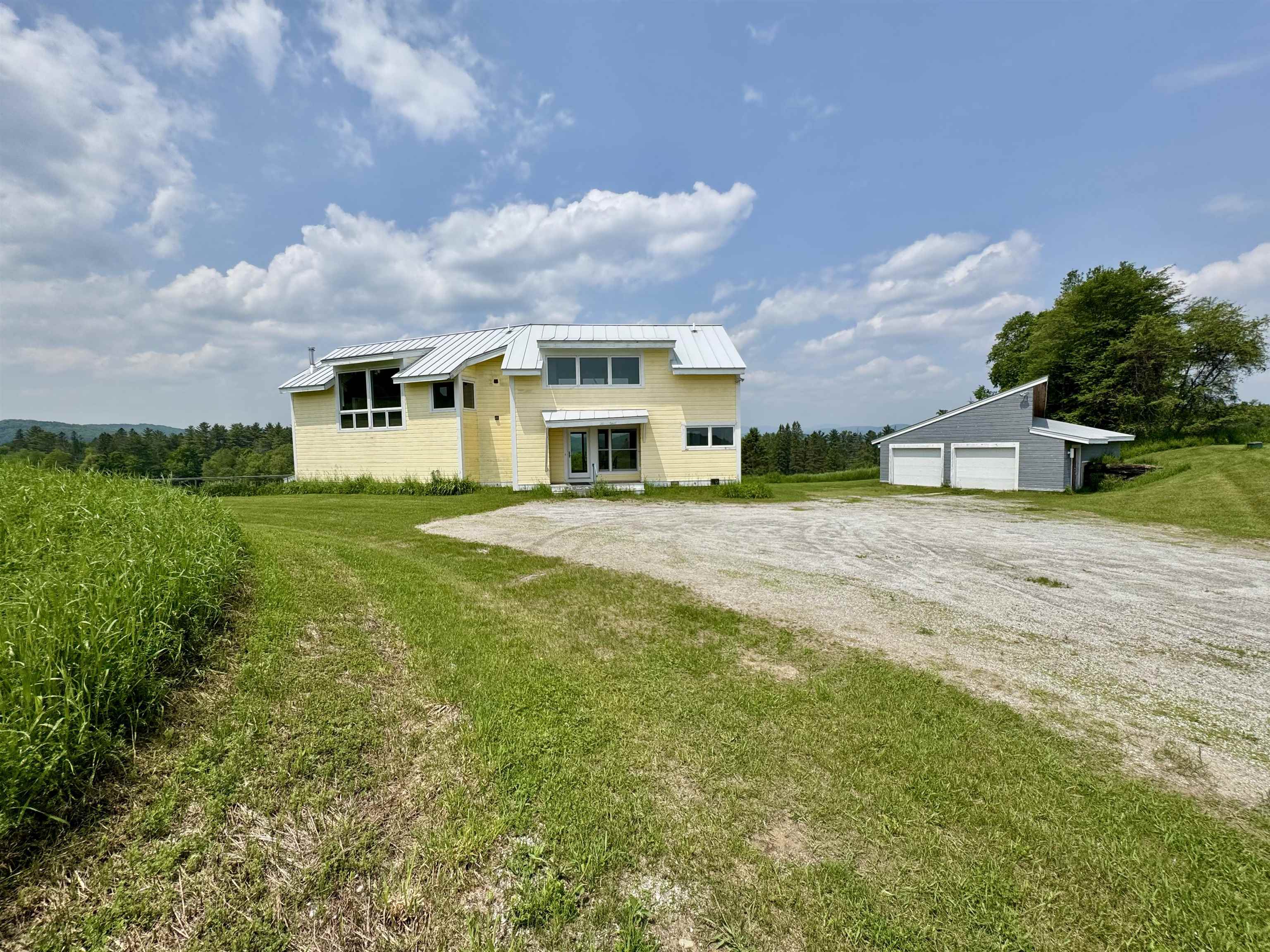 2368 Taplin Hill Road Property Photo 1