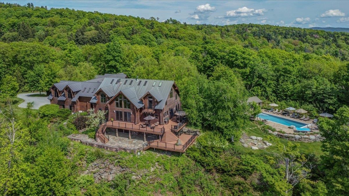 Hinesburg Real Estate Listings Main Image