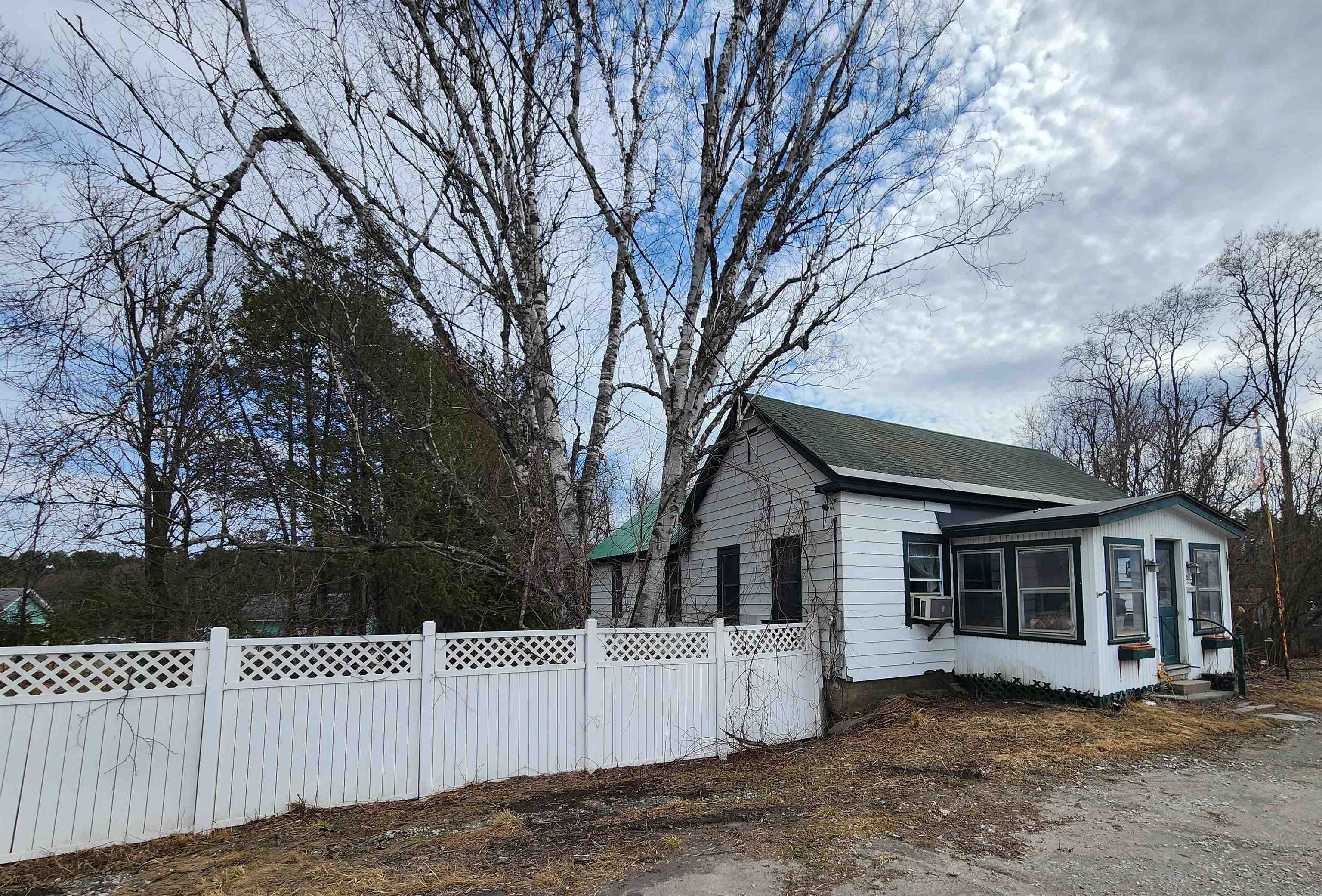 2812 Us Route 2 Property Photo