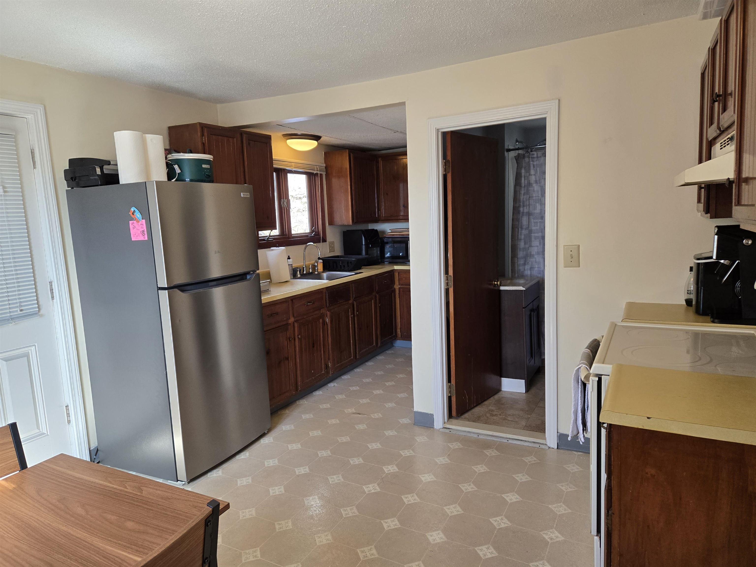 88 Plymouth Street Property Photo 11