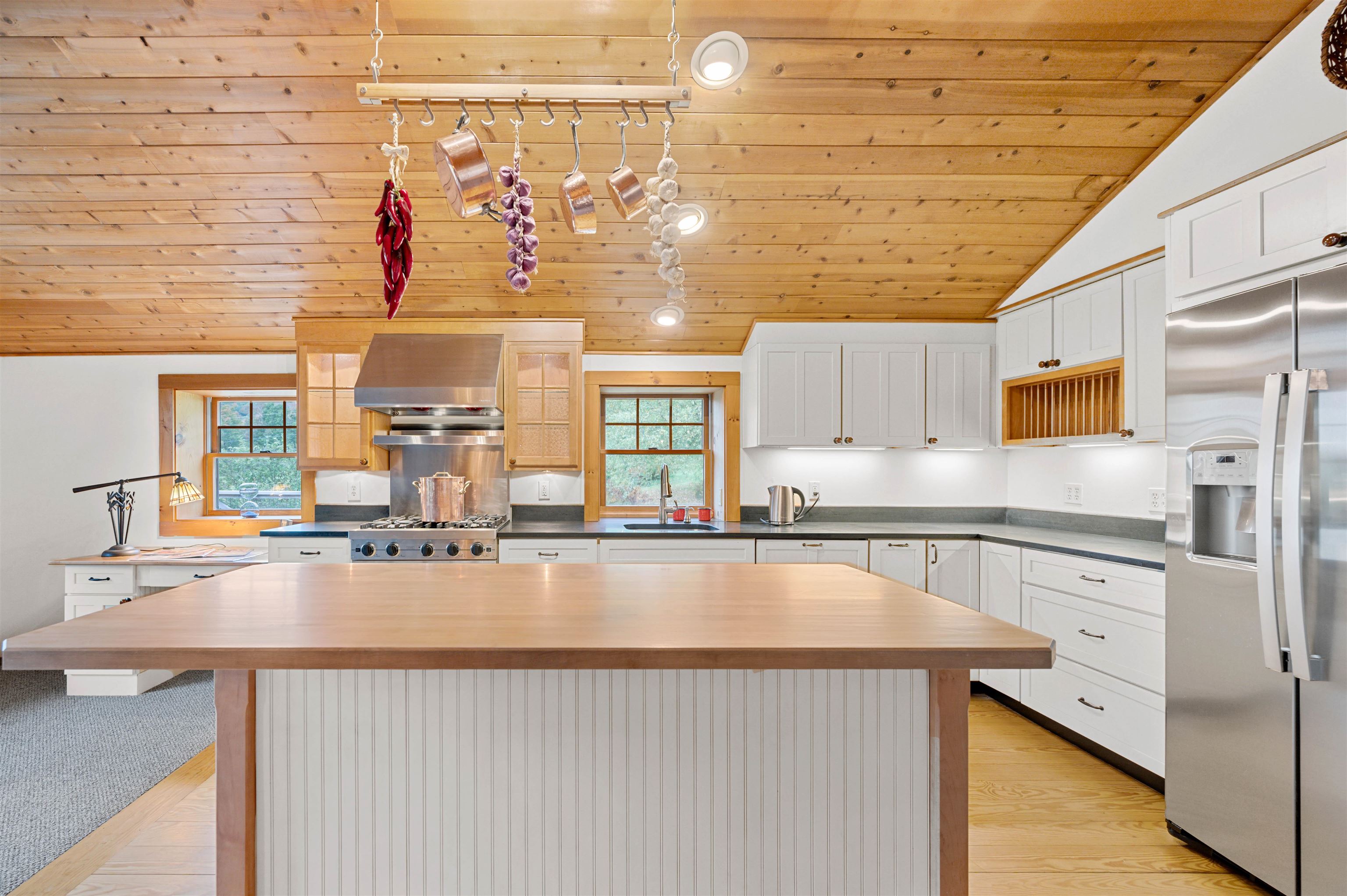 2067 Music Mountain Road Property Photo 9