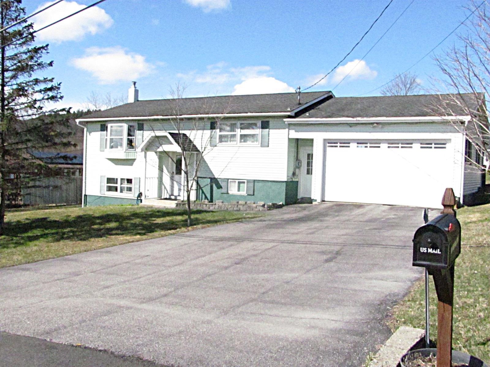 1 East Road Property Photo