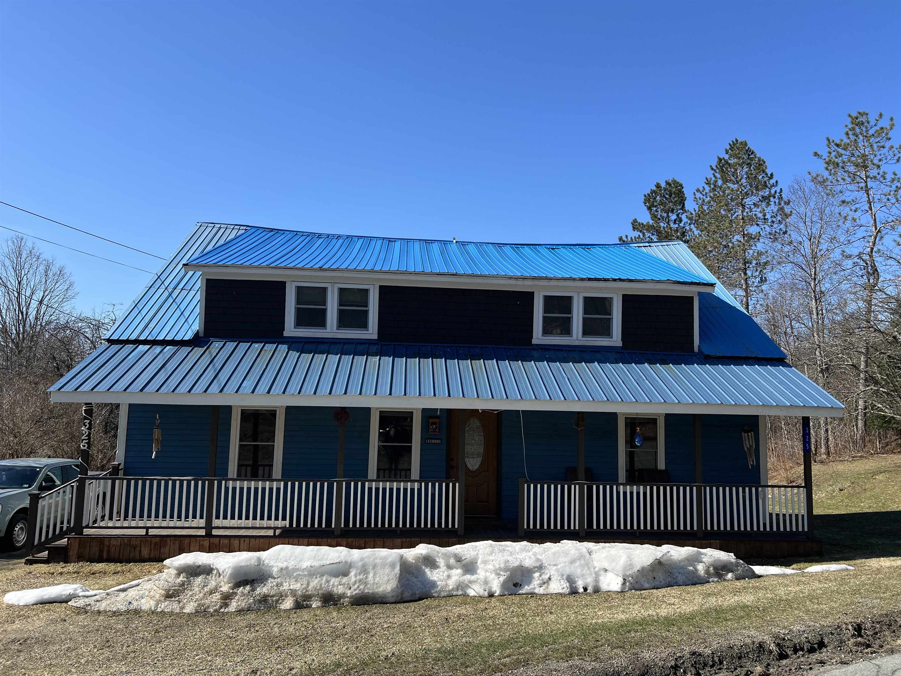 325 The Bend Road Property Photo