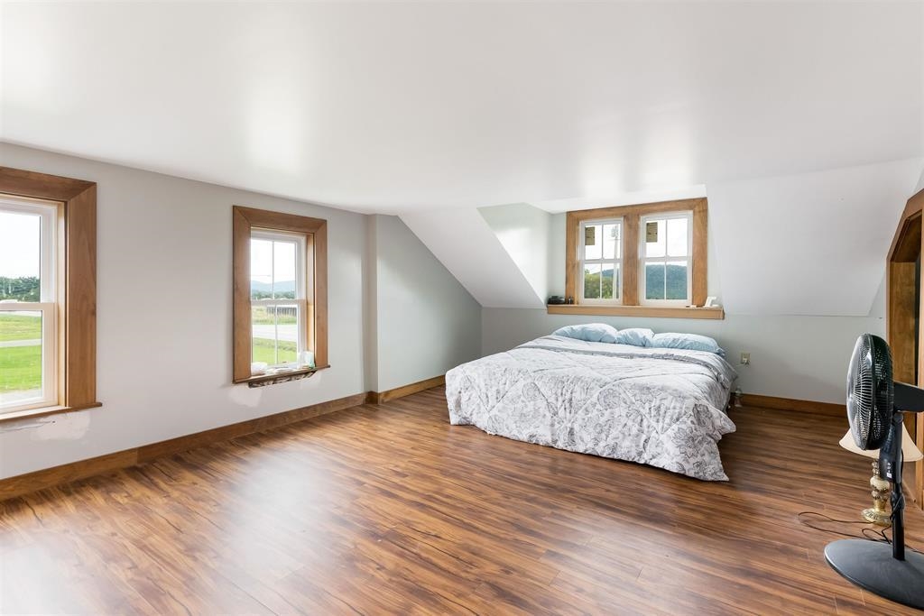 654 Bristol Road Property Photo 22
