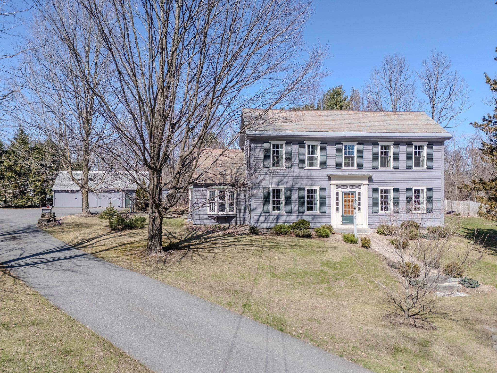 301 Maple Street Property Photo