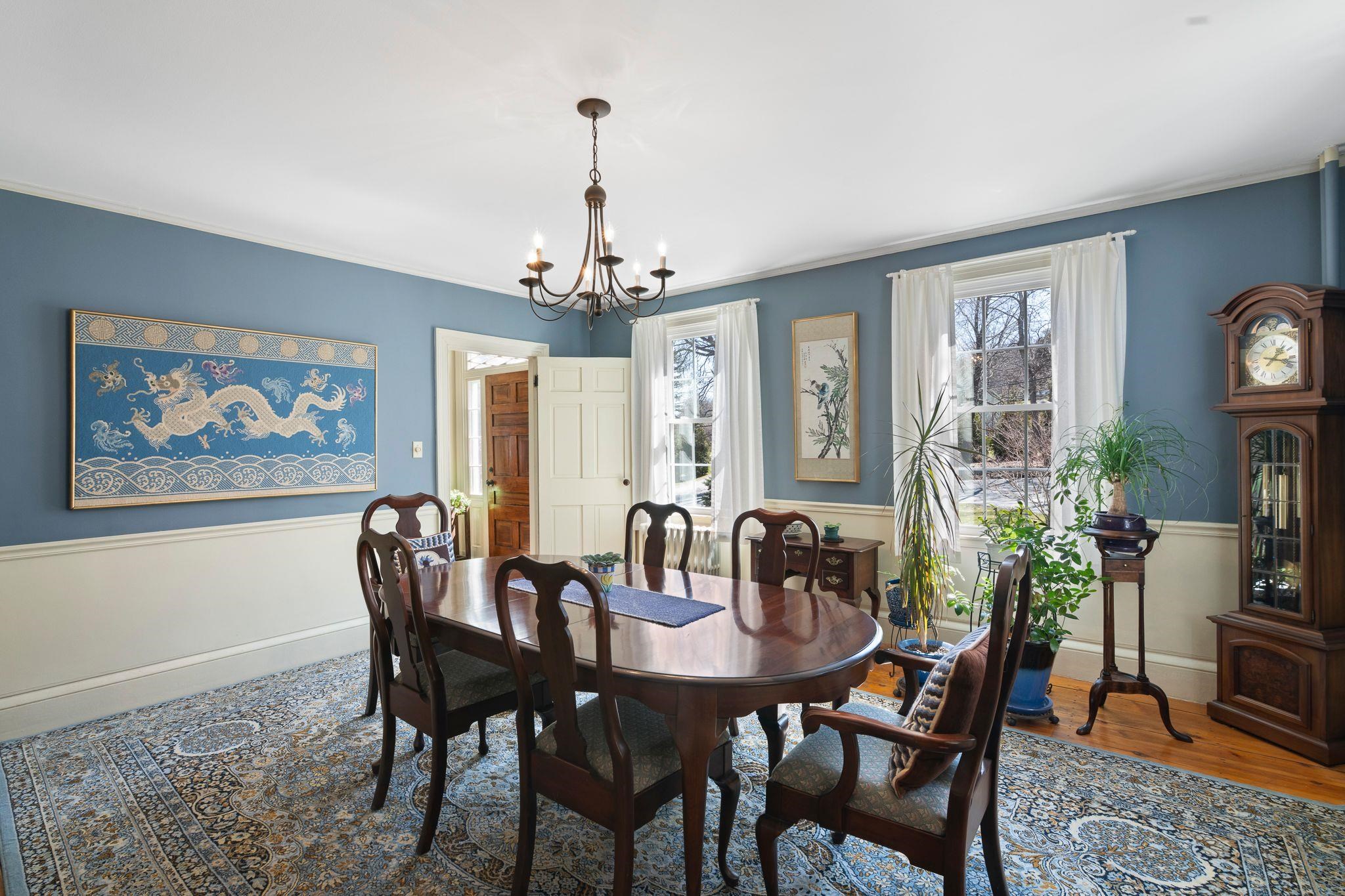 301 Maple Street Property Photo 14