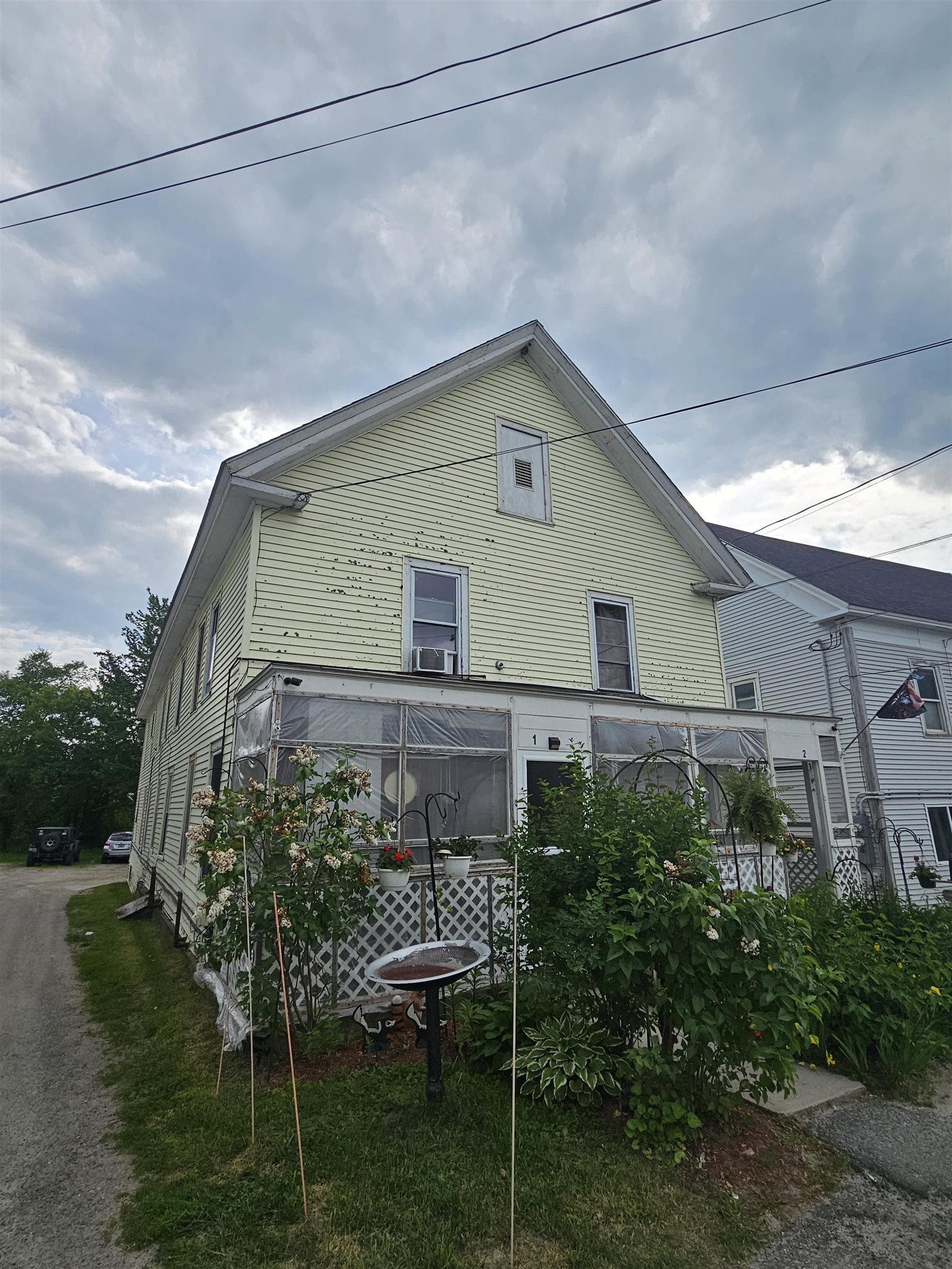 113 Railroad Street Property Photo 1