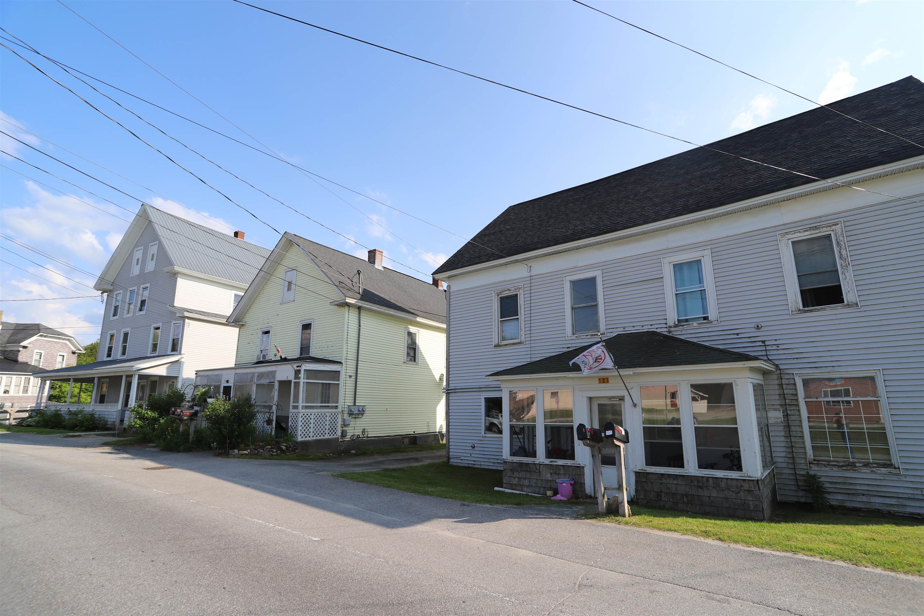 113 Railroad Street Property Photo 5