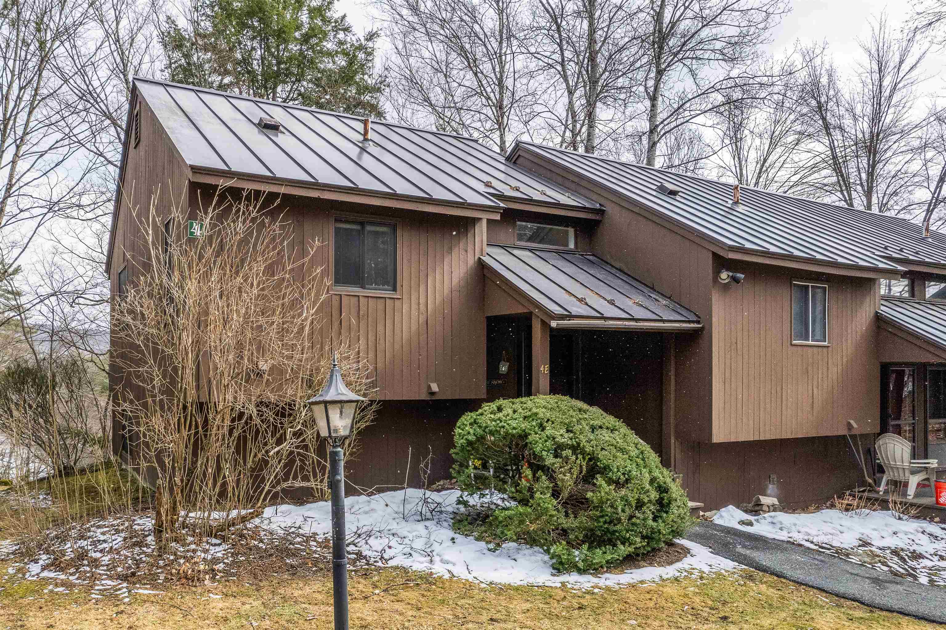 253 Old Quechee Road 4e Property Photo