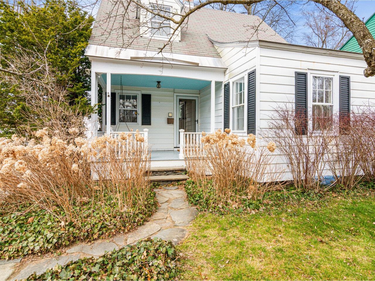 16 White Place Property Photo