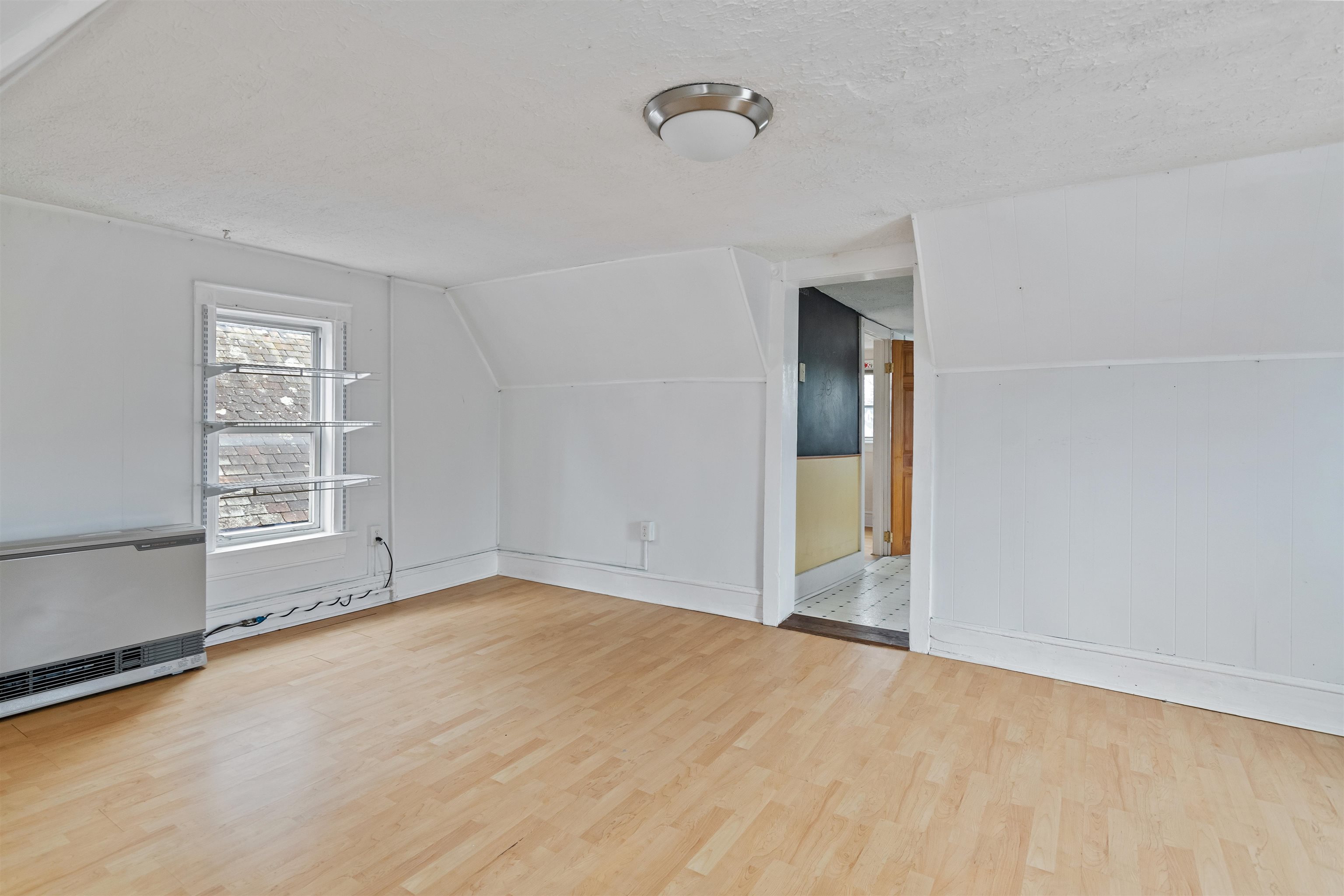 35 Convent Square Property Photo 18