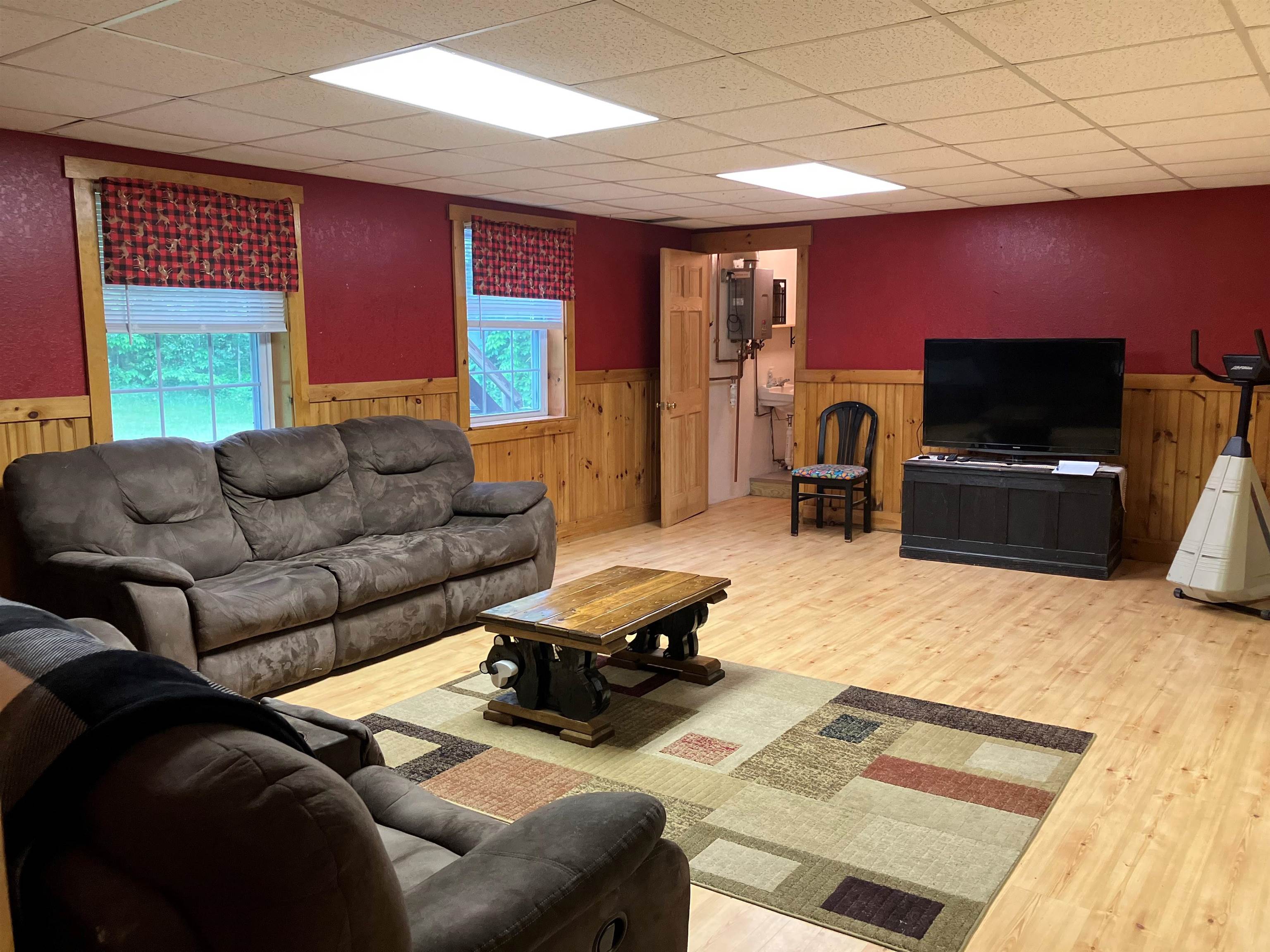 4189 East Hill Road Property Photo 10