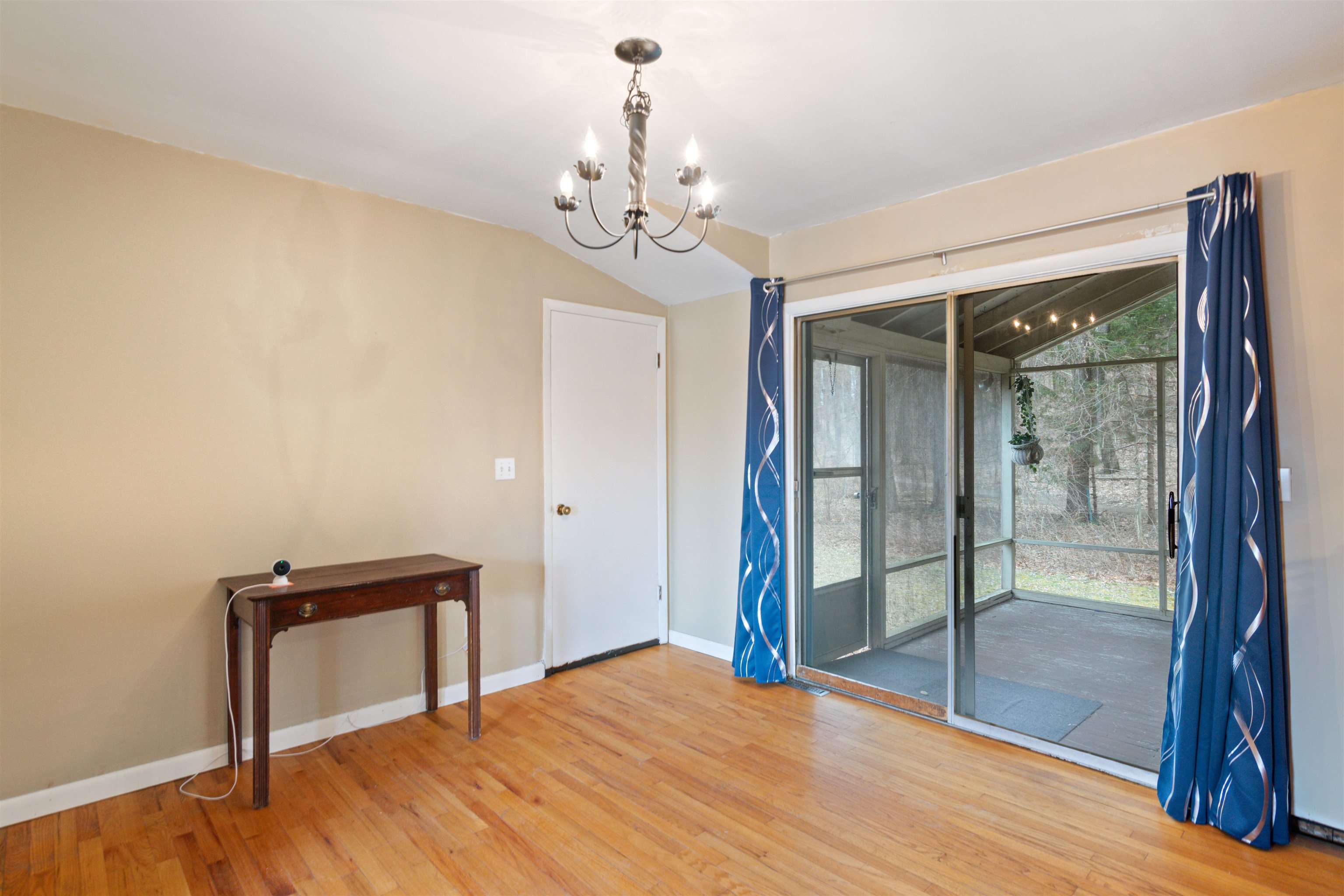 23 Moore Court Property Photo 7