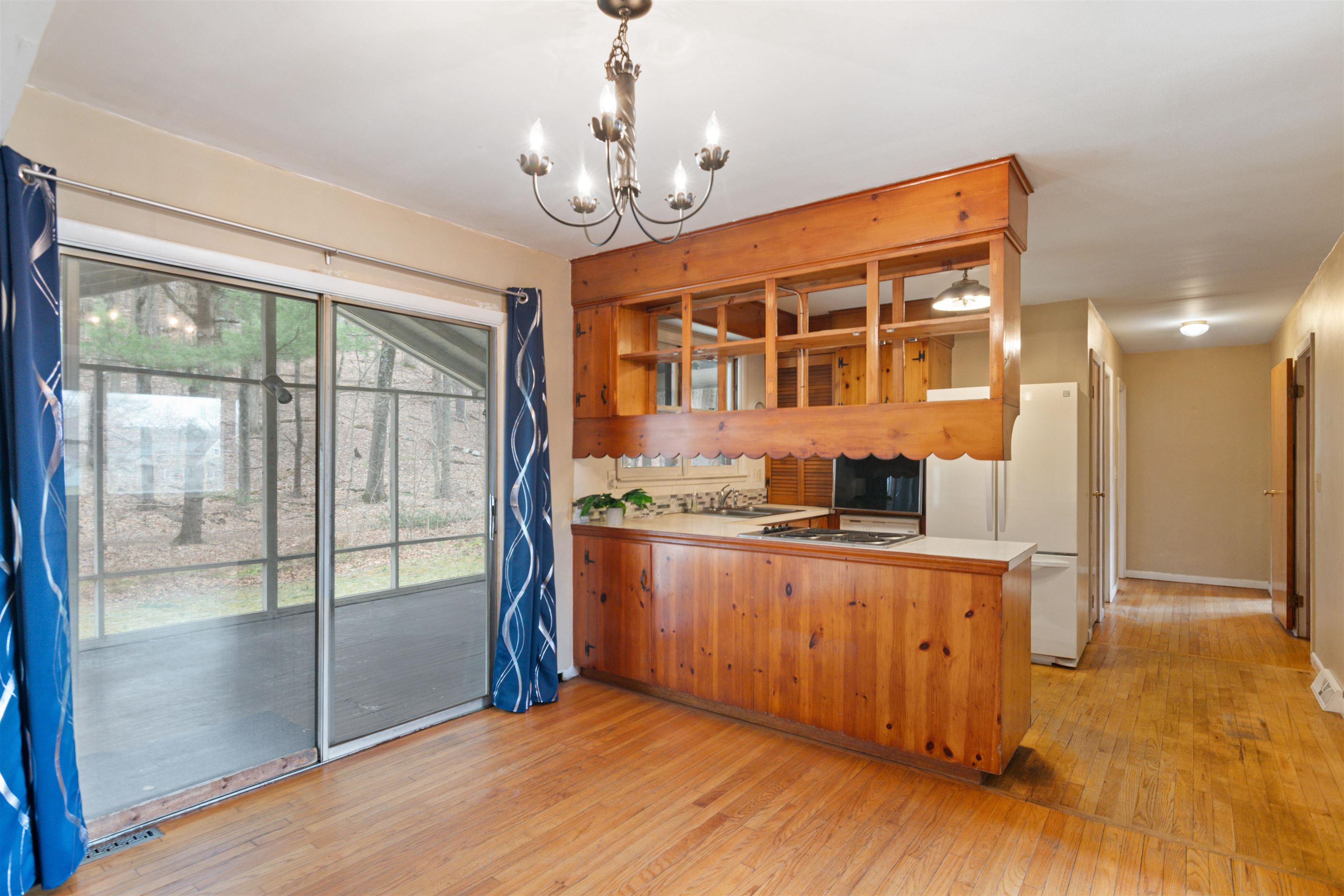 23 Moore Court Property Photo 8