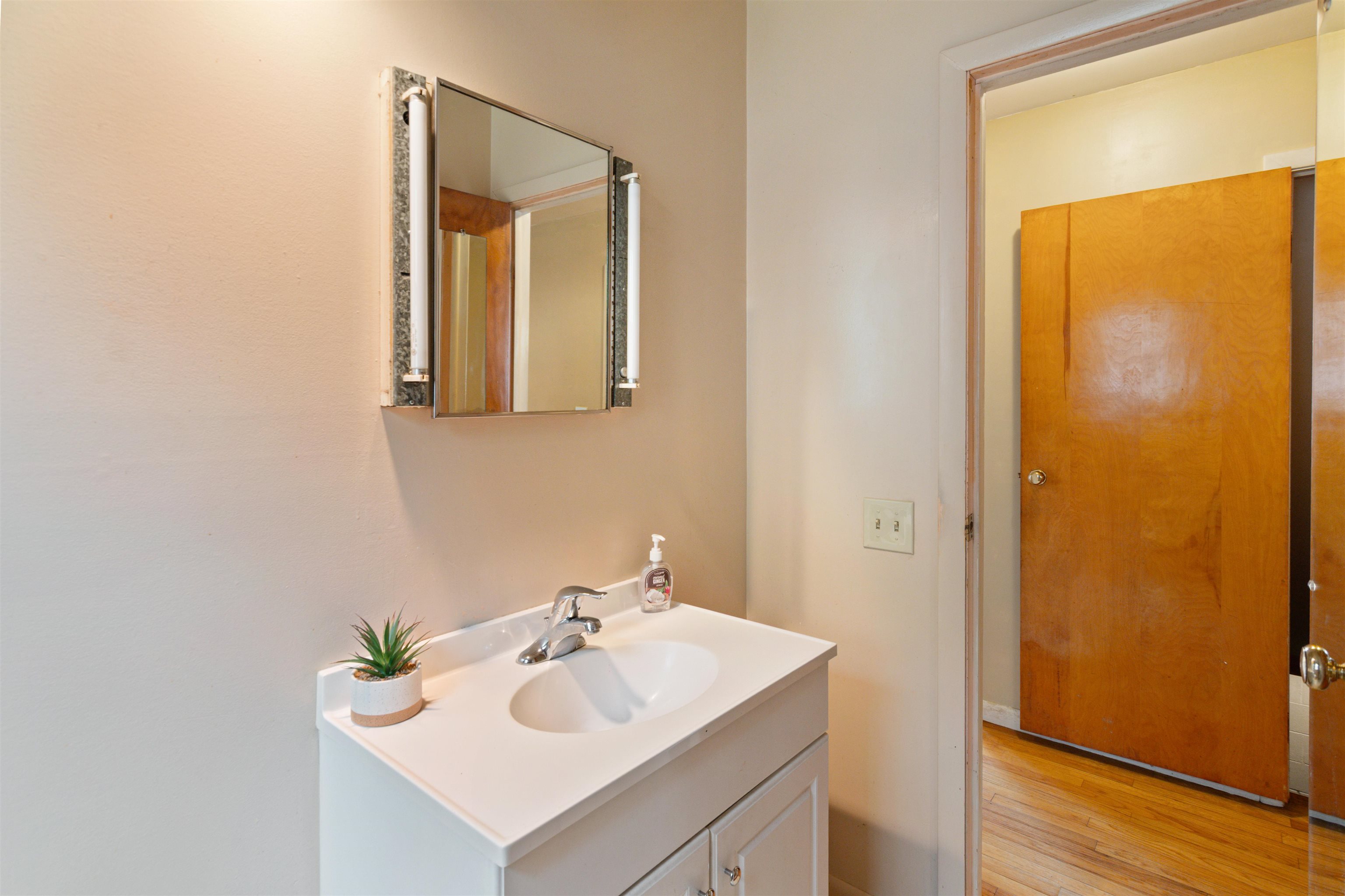 23 Moore Court Property Photo 15