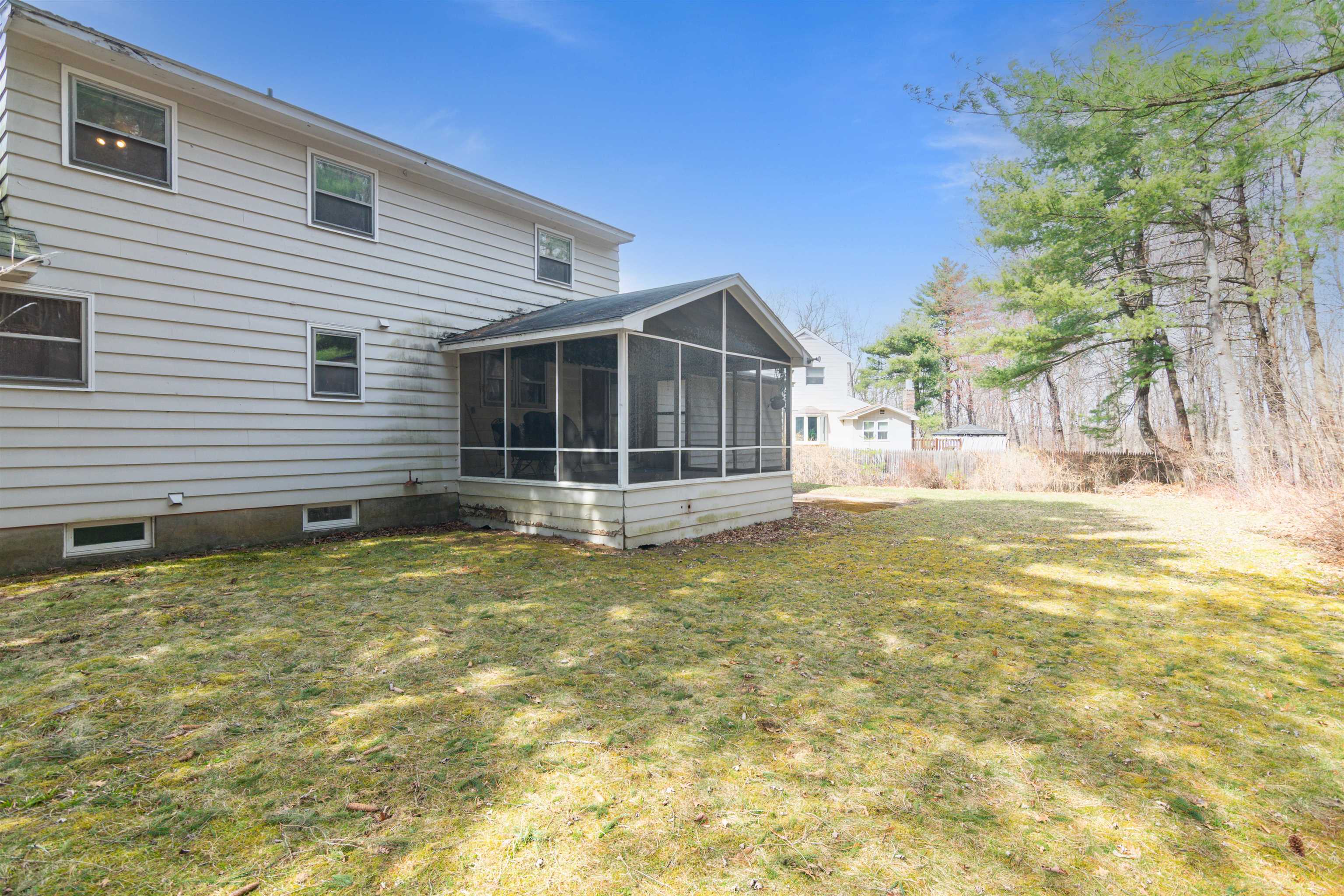 23 Moore Court Property Photo 35