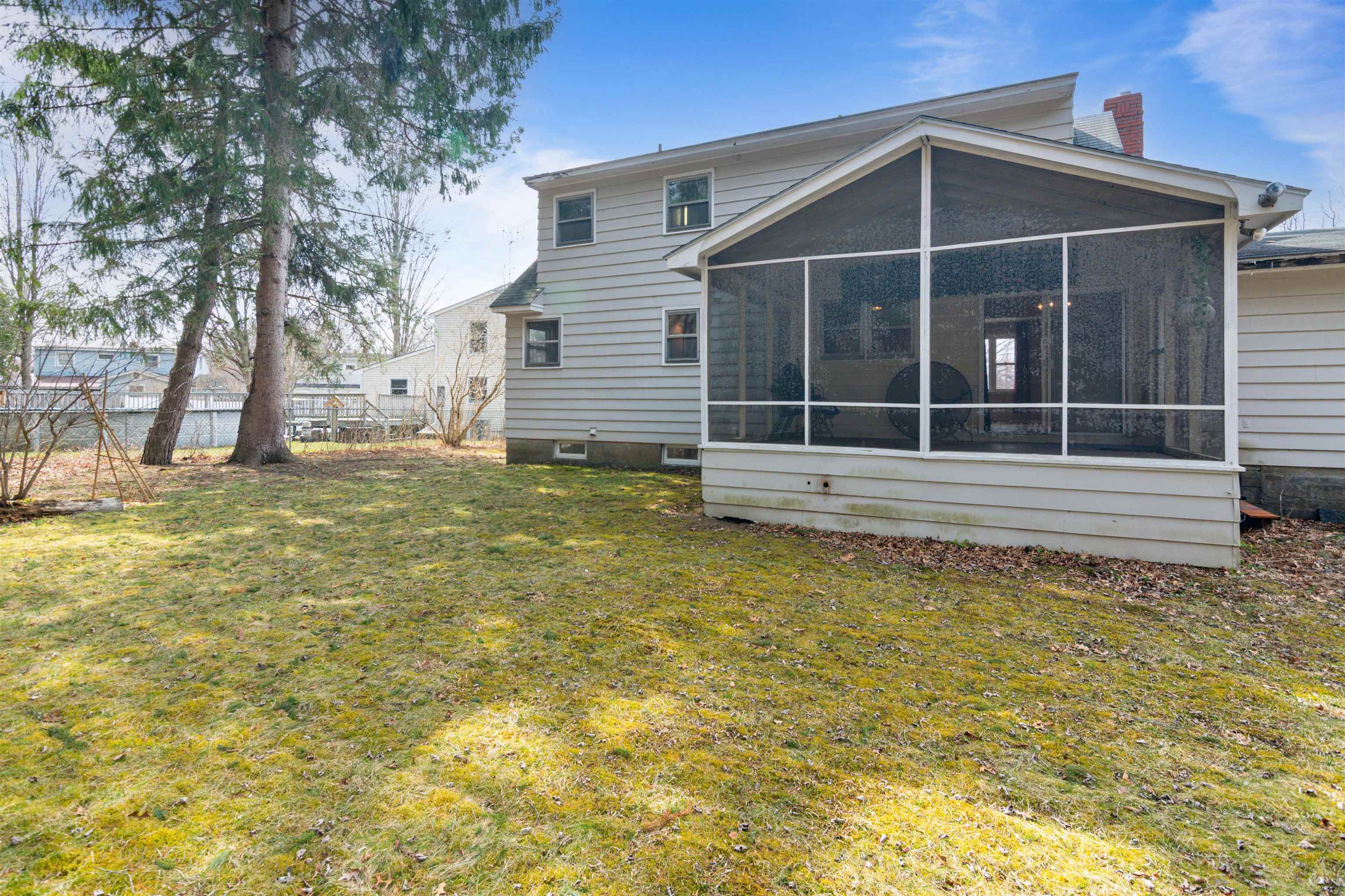 23 Moore Court Property Photo 37