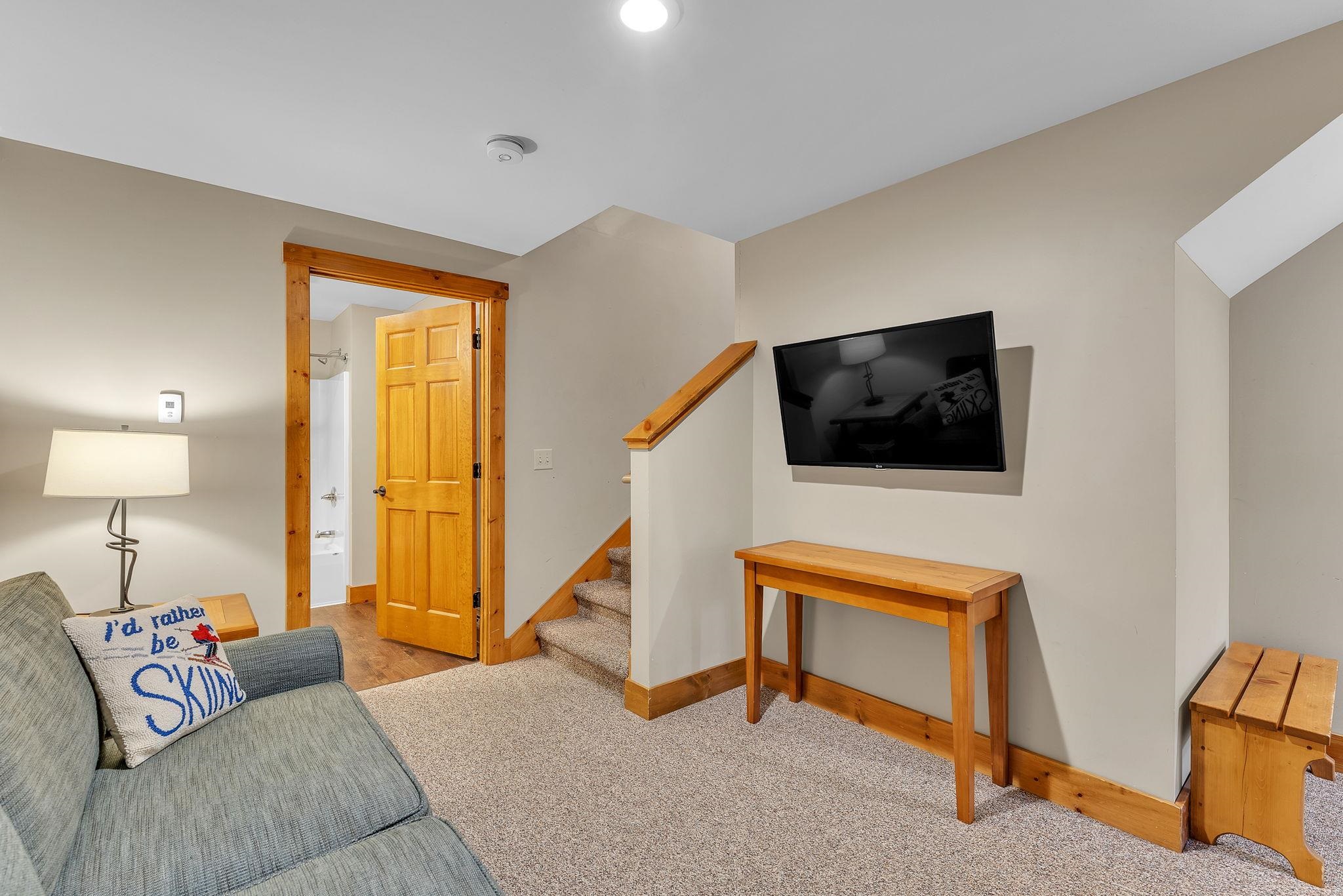 19 White Pine Drive Property Photo 5
