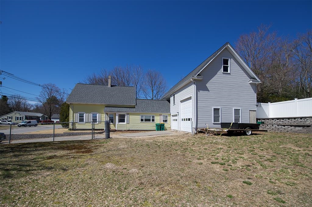 240 Main Street Property Photo 5