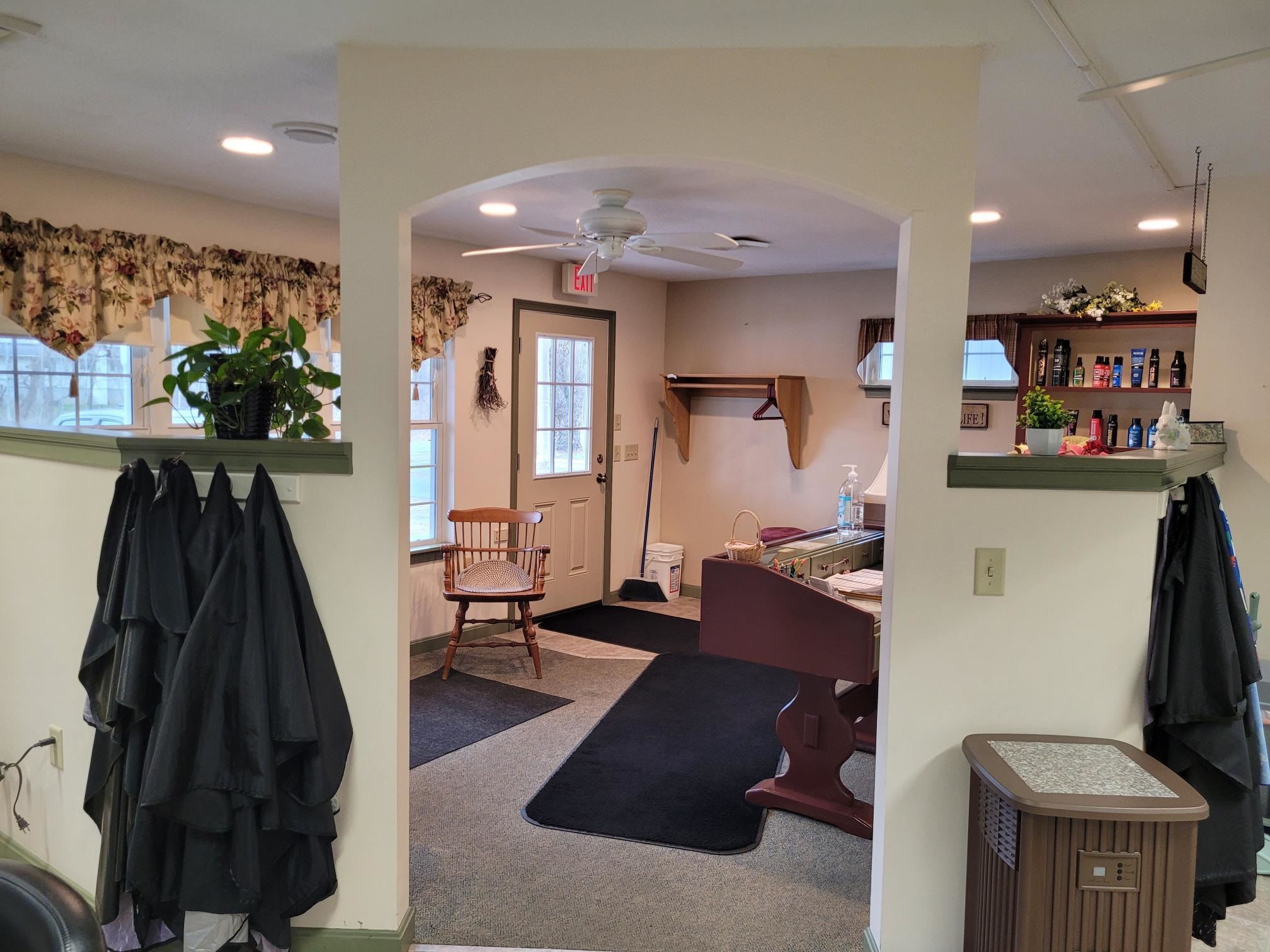 138 Railroad Street Property Photo 11
