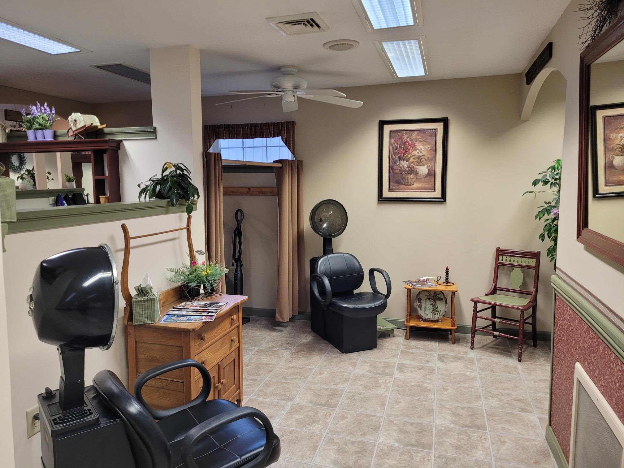 138 Railroad Street Property Photo 13