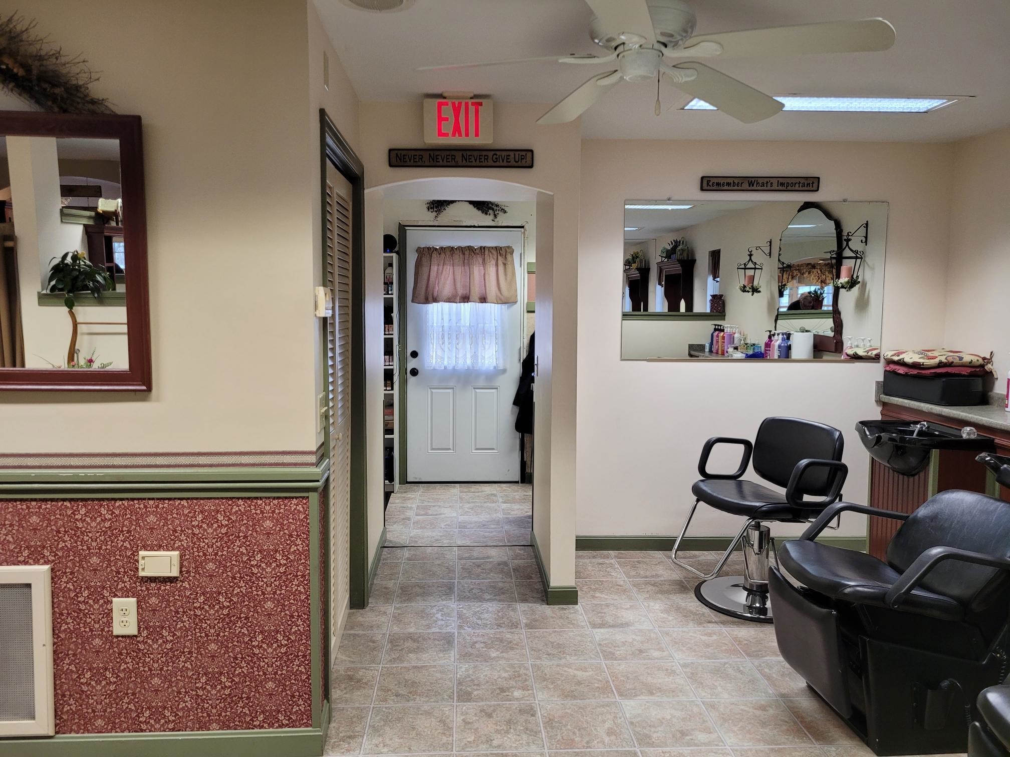 138 Railroad Street Property Photo 19