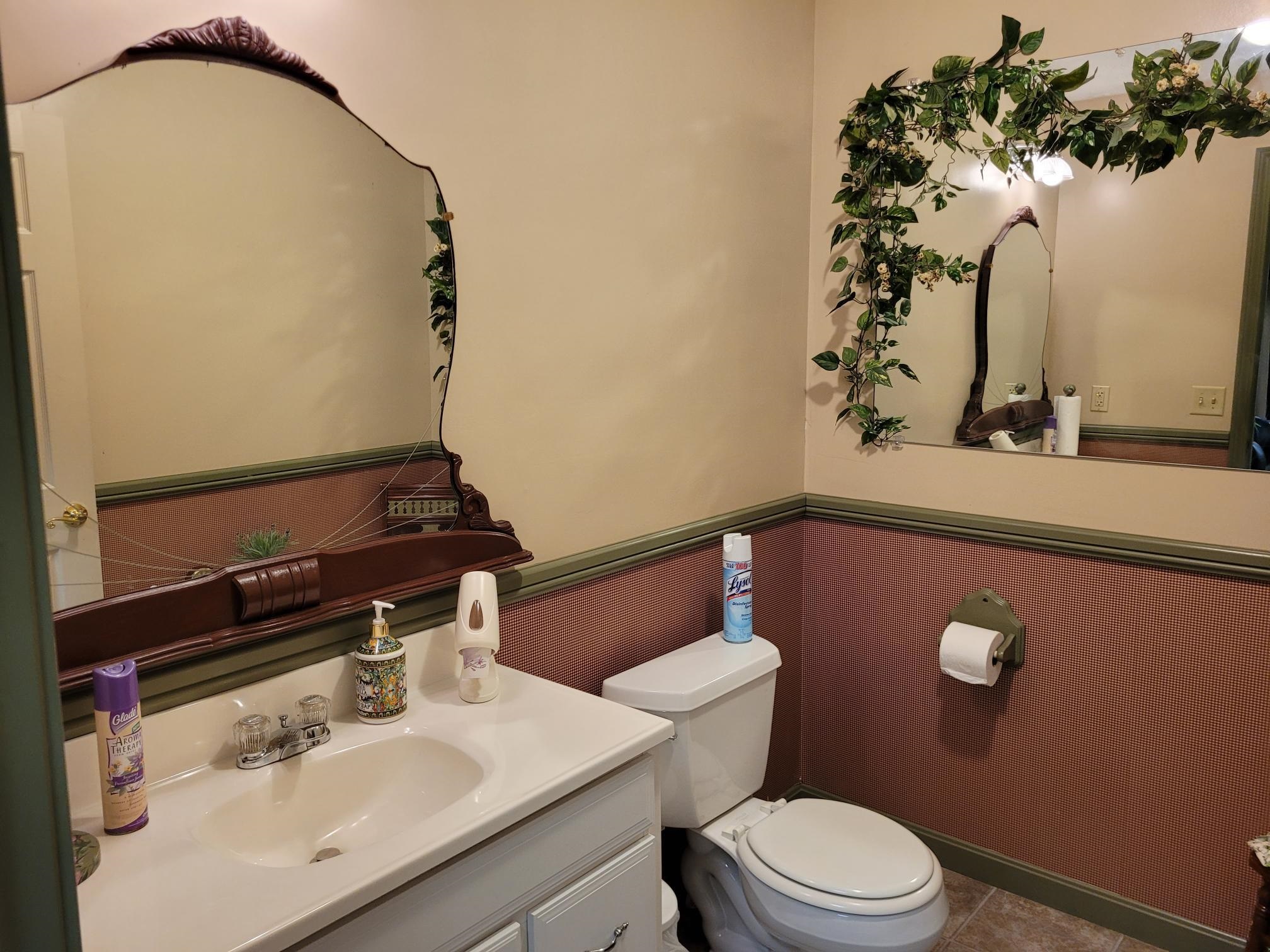 138 Railroad Street Property Photo 23