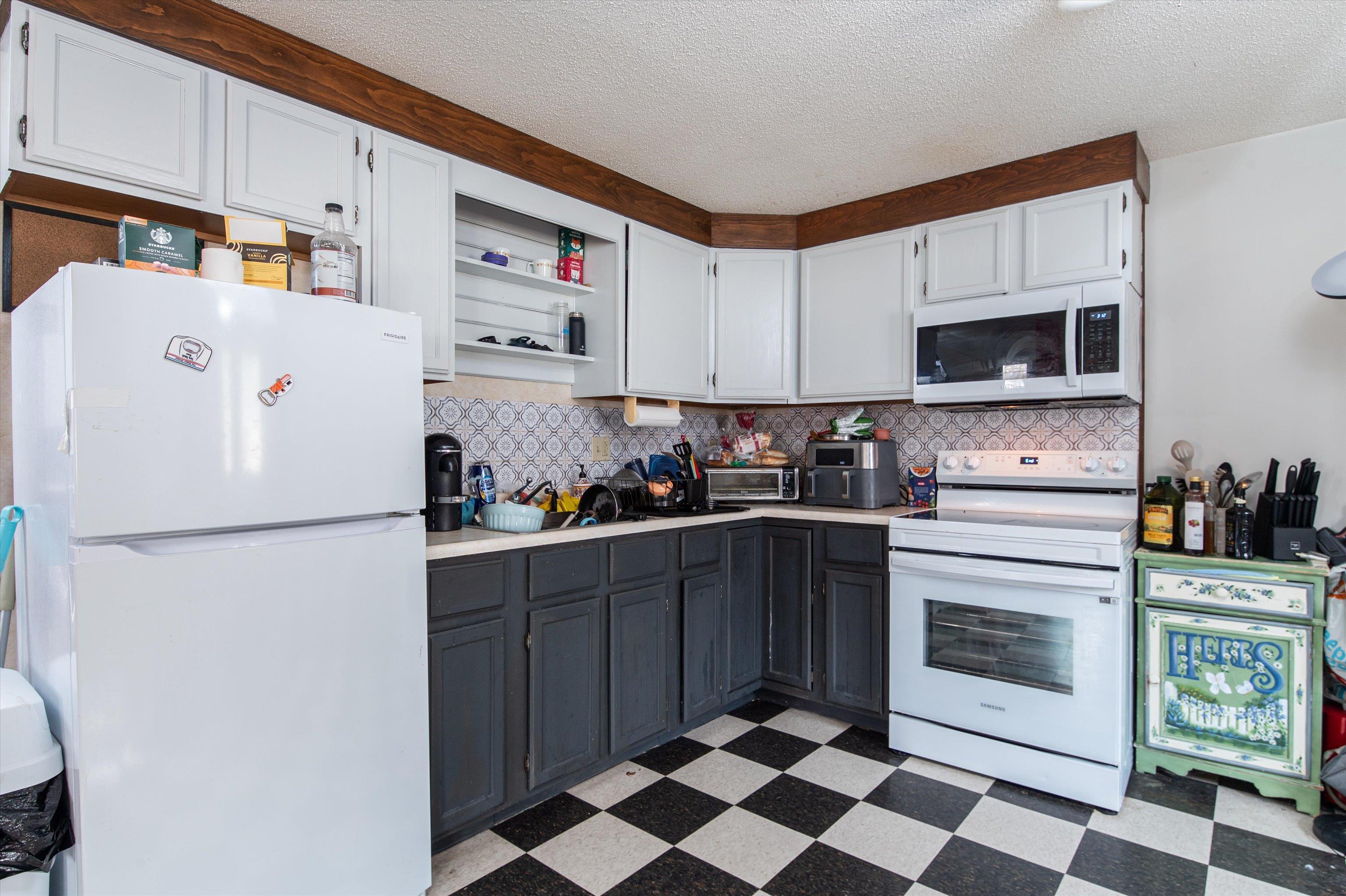 116 Lillian Drive Property Photo 45