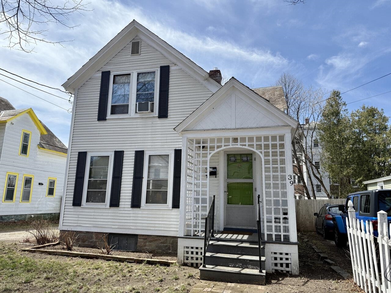 39 Converse Court Property Photo