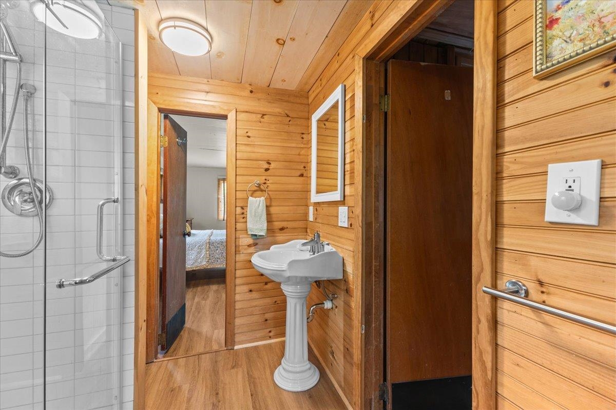 9 Marsh Lane Property Photo 24