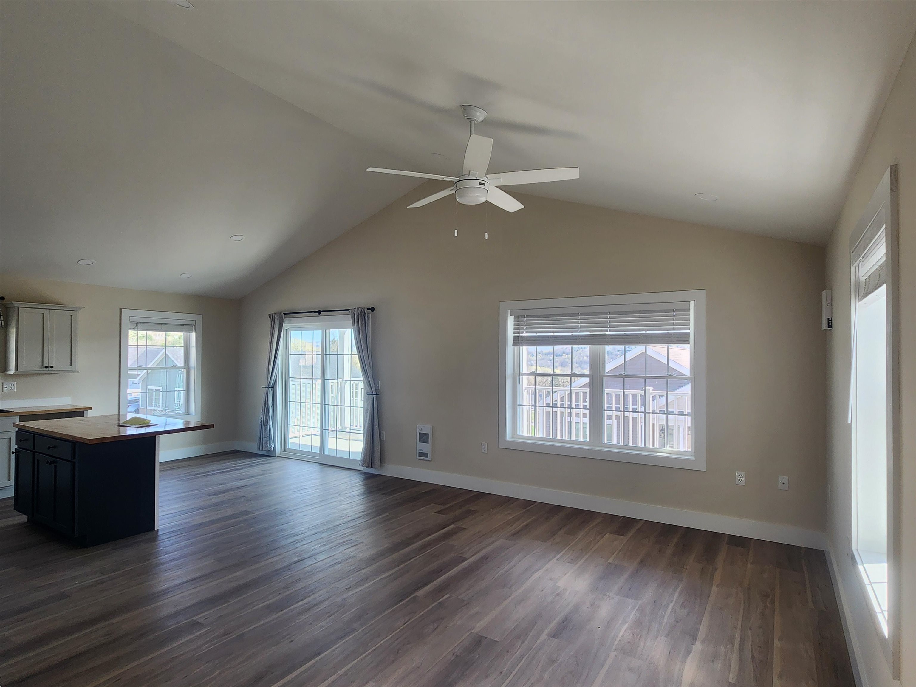 82 Ivan Drive Property Photo 6