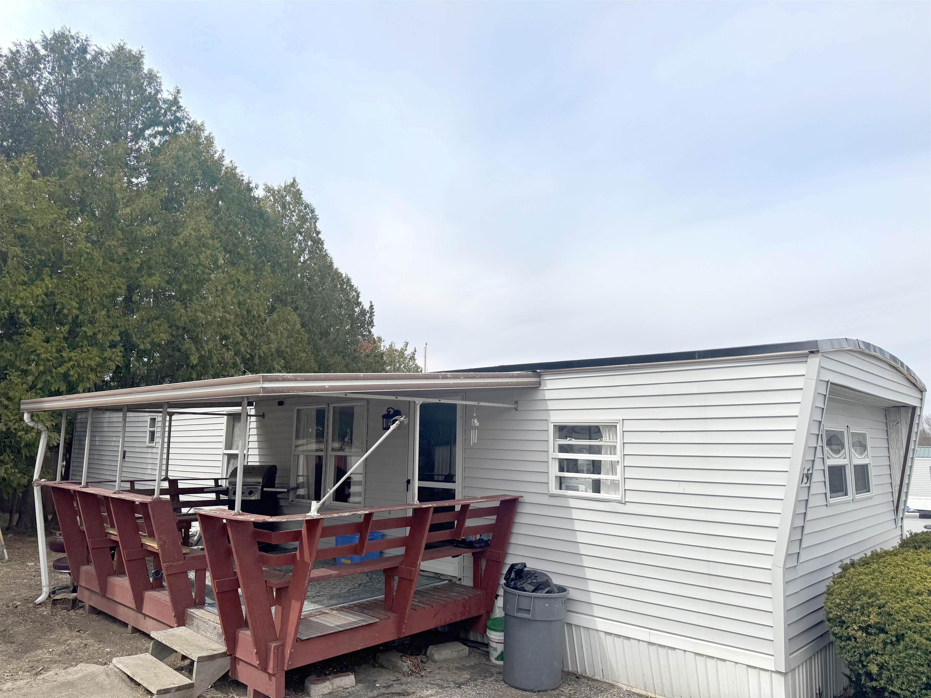 Real Estate Main Image