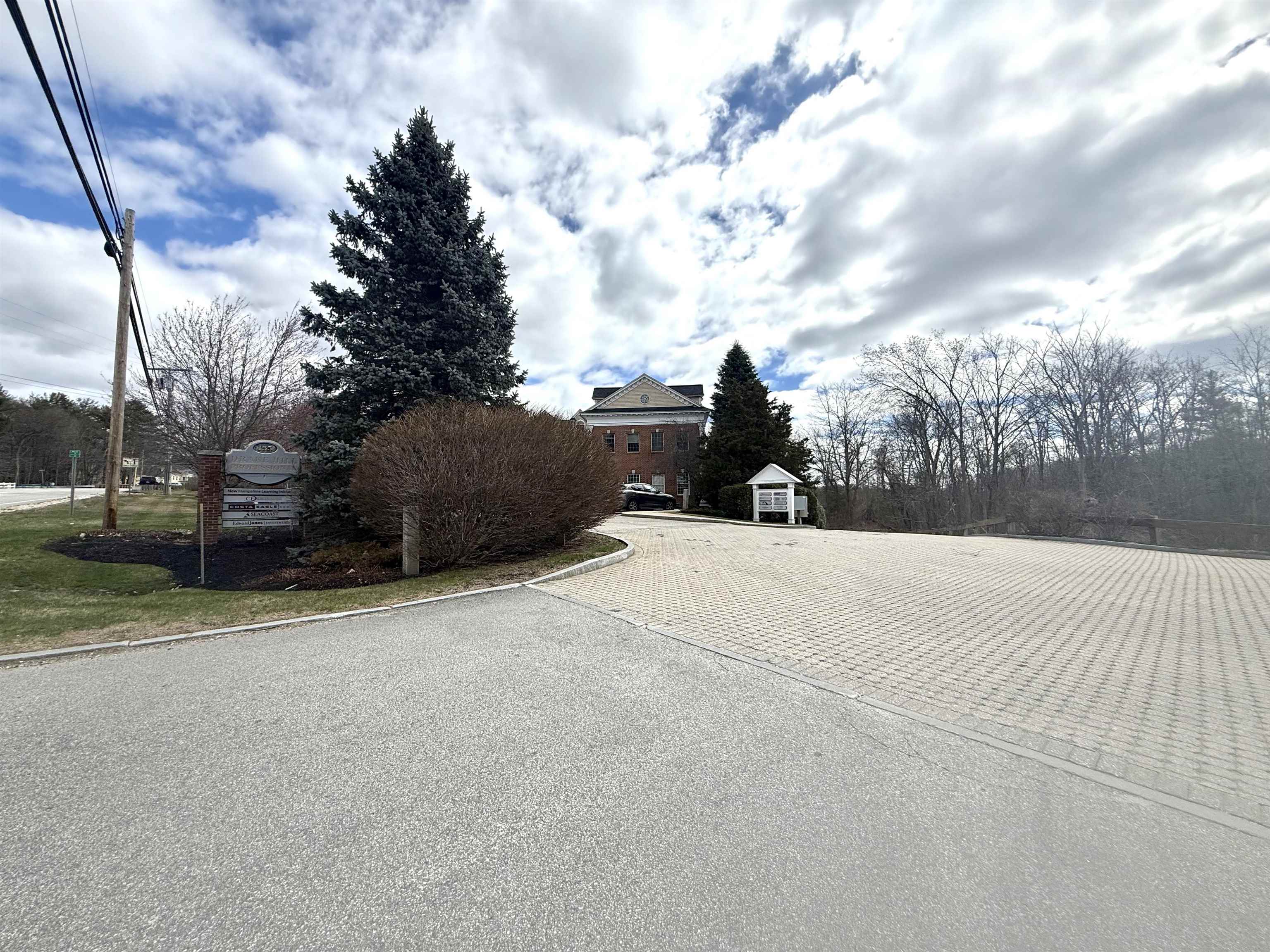 155 Lafayette Road Property Photo 18