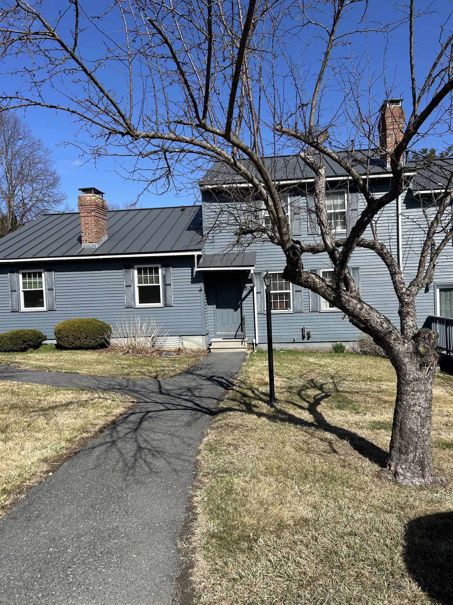 19 Fieldstone Way Property Photo