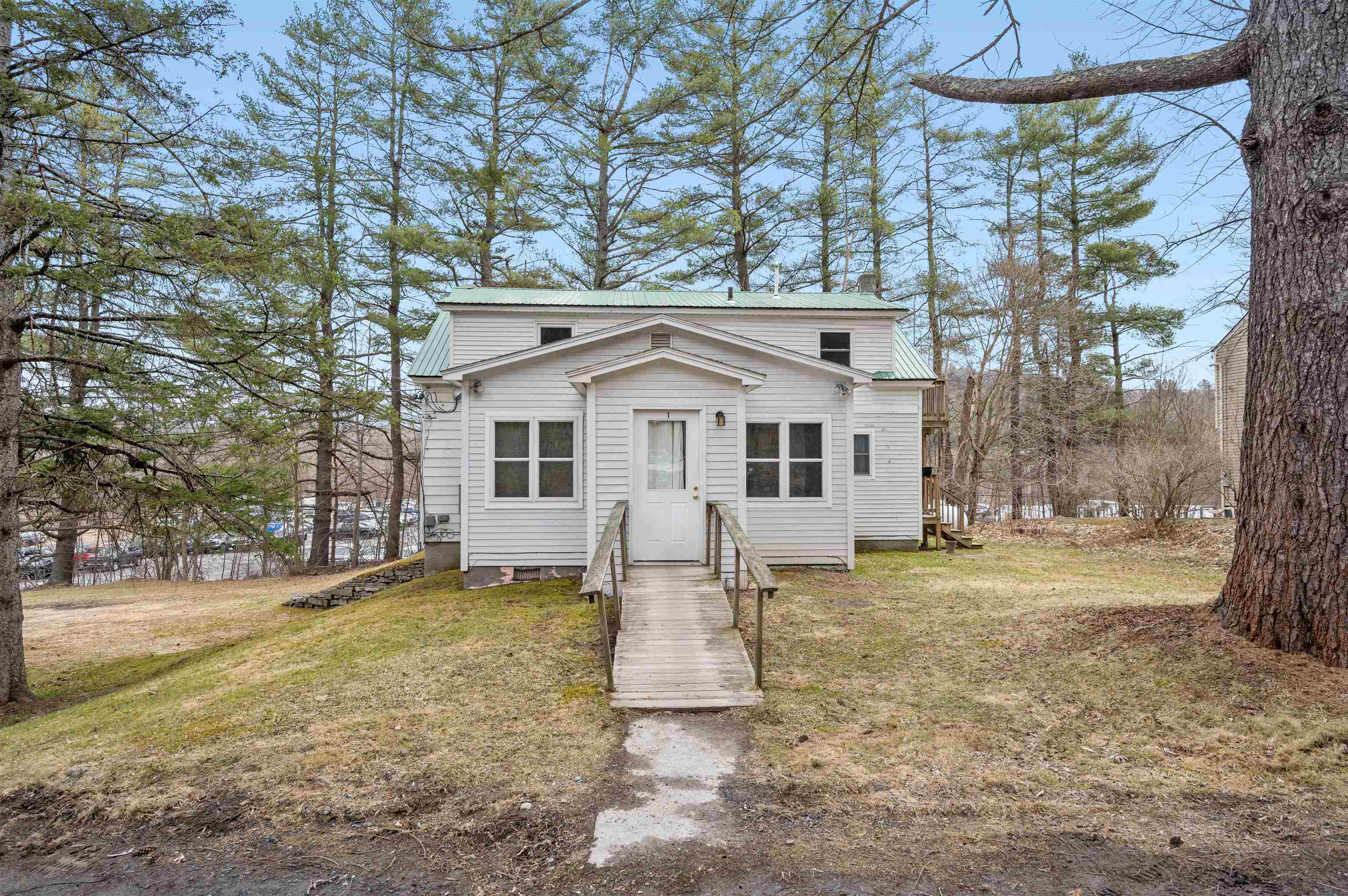 2 Moonlight Terrace Property Photo