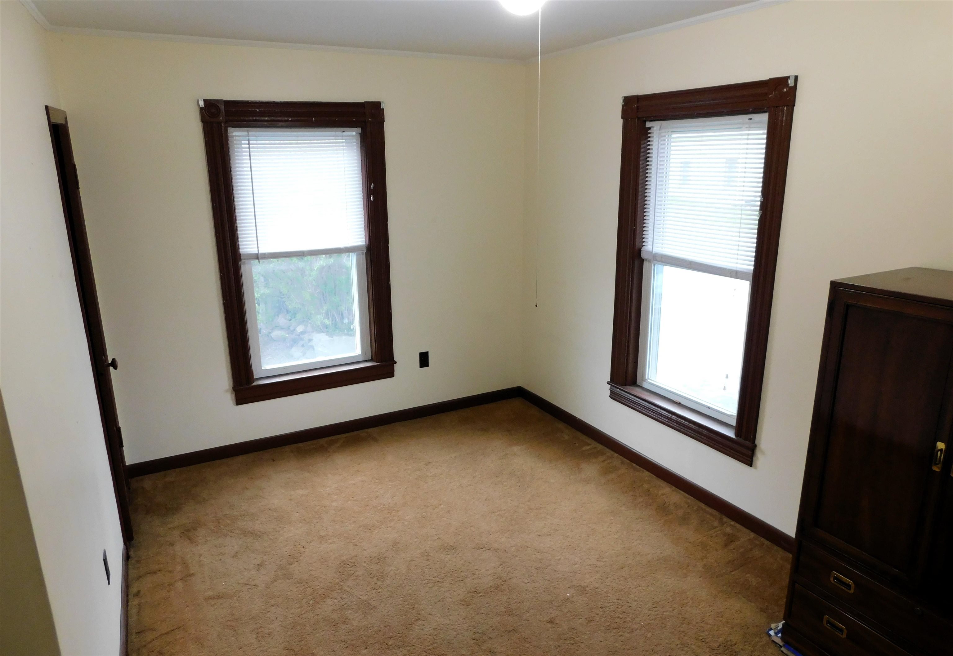 364 North Pleasant Street Property Photo 26