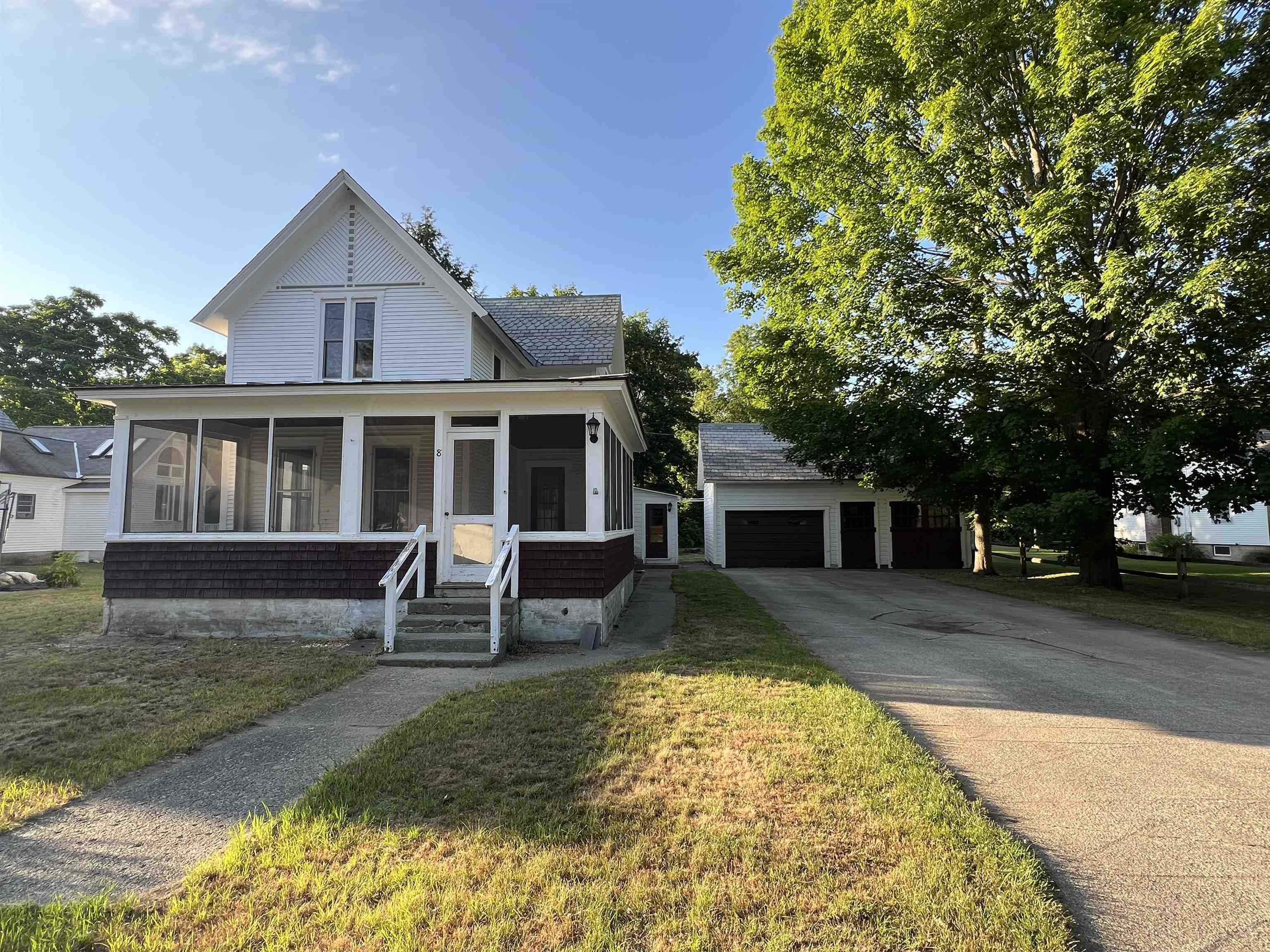 8 Third Street Property Photo 1