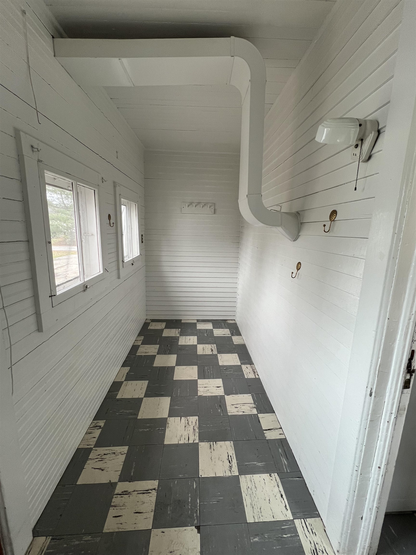 8 Third Street Property Photo 22