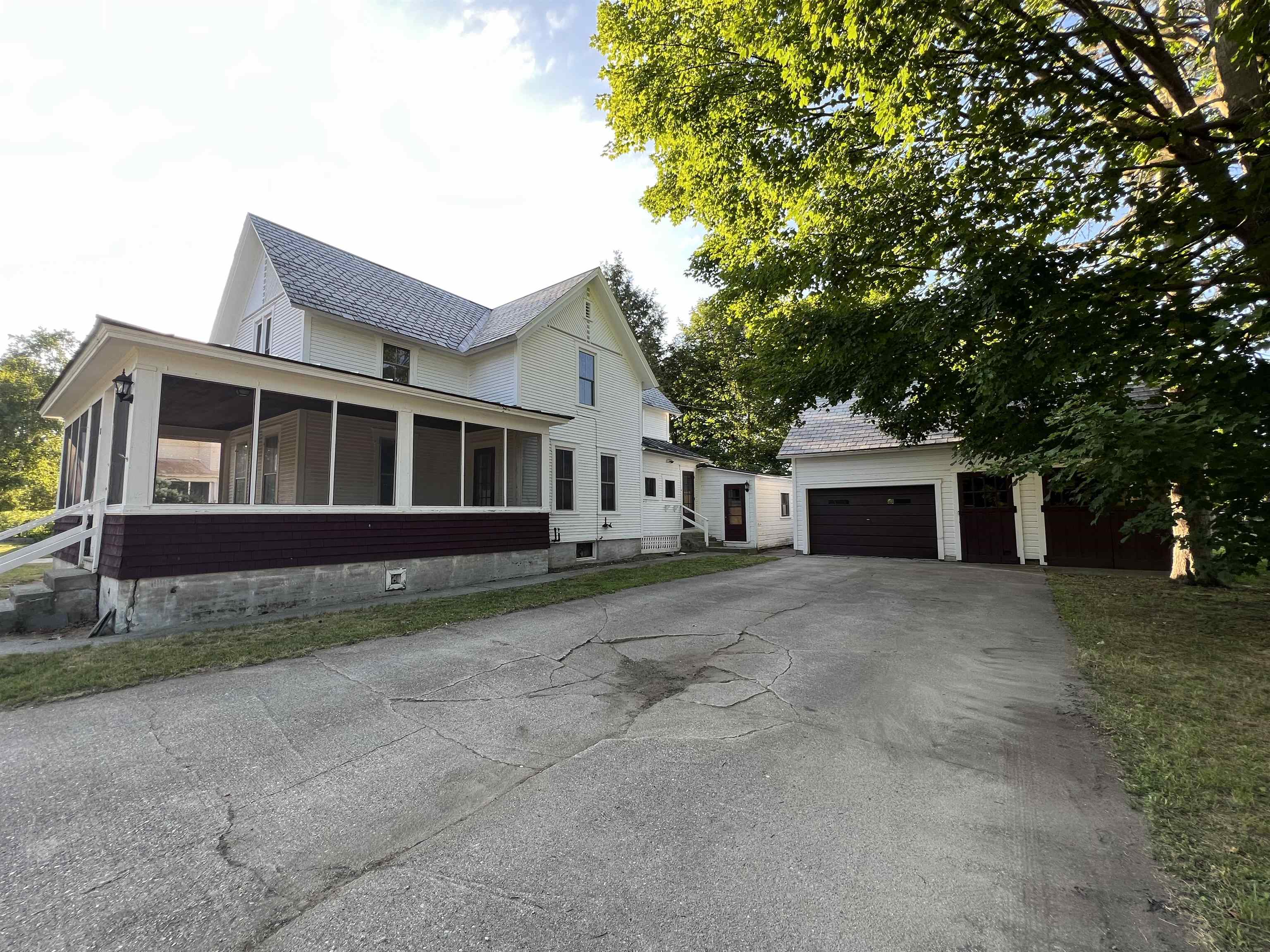 8 Third Street Property Photo 23