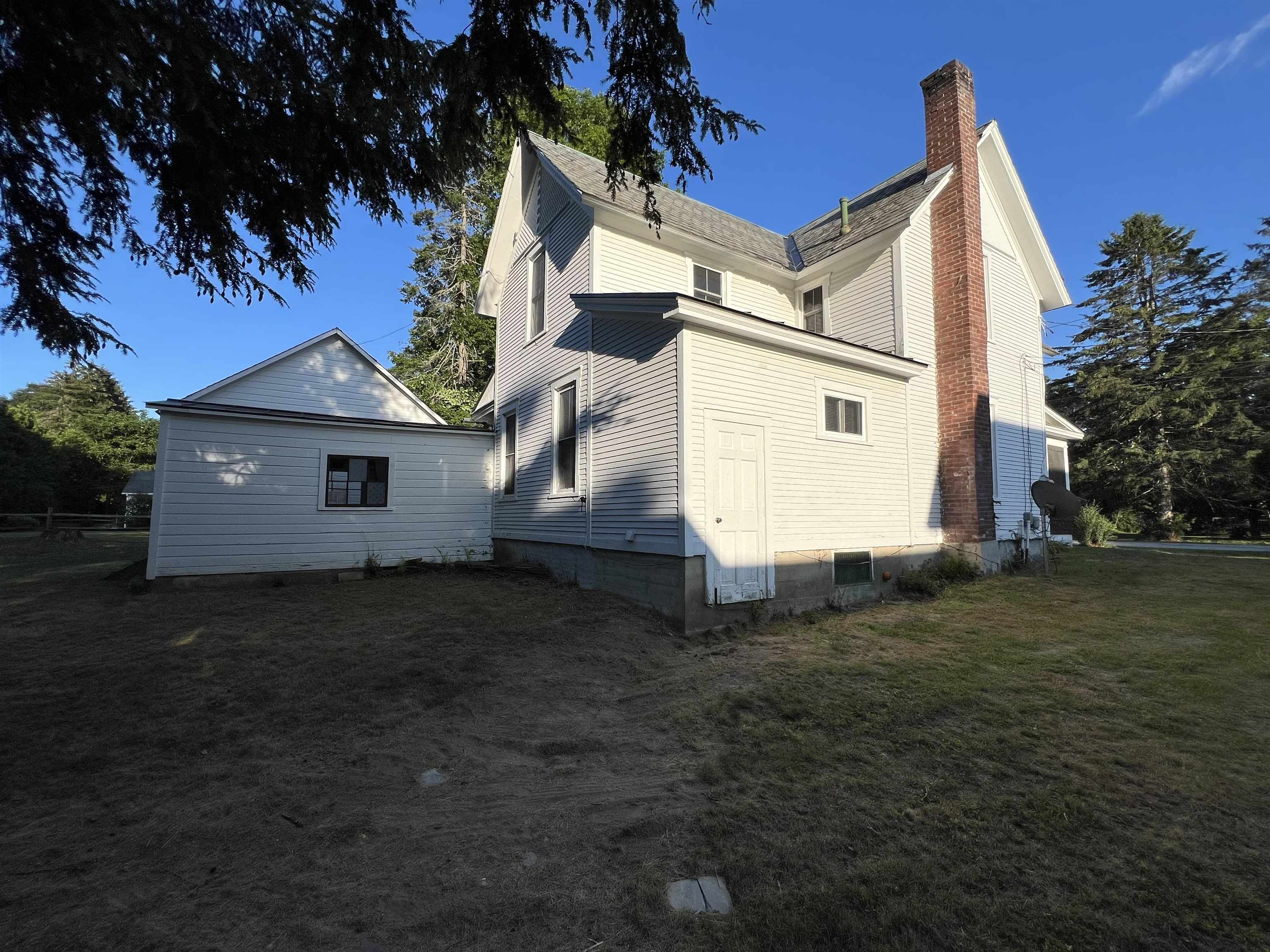 8 Third Street Property Photo 27