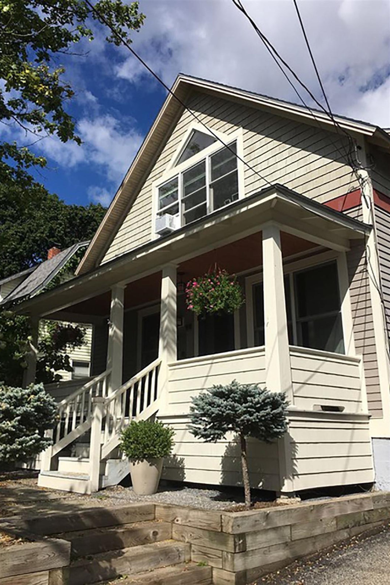 50 Caroline Street Property Photo