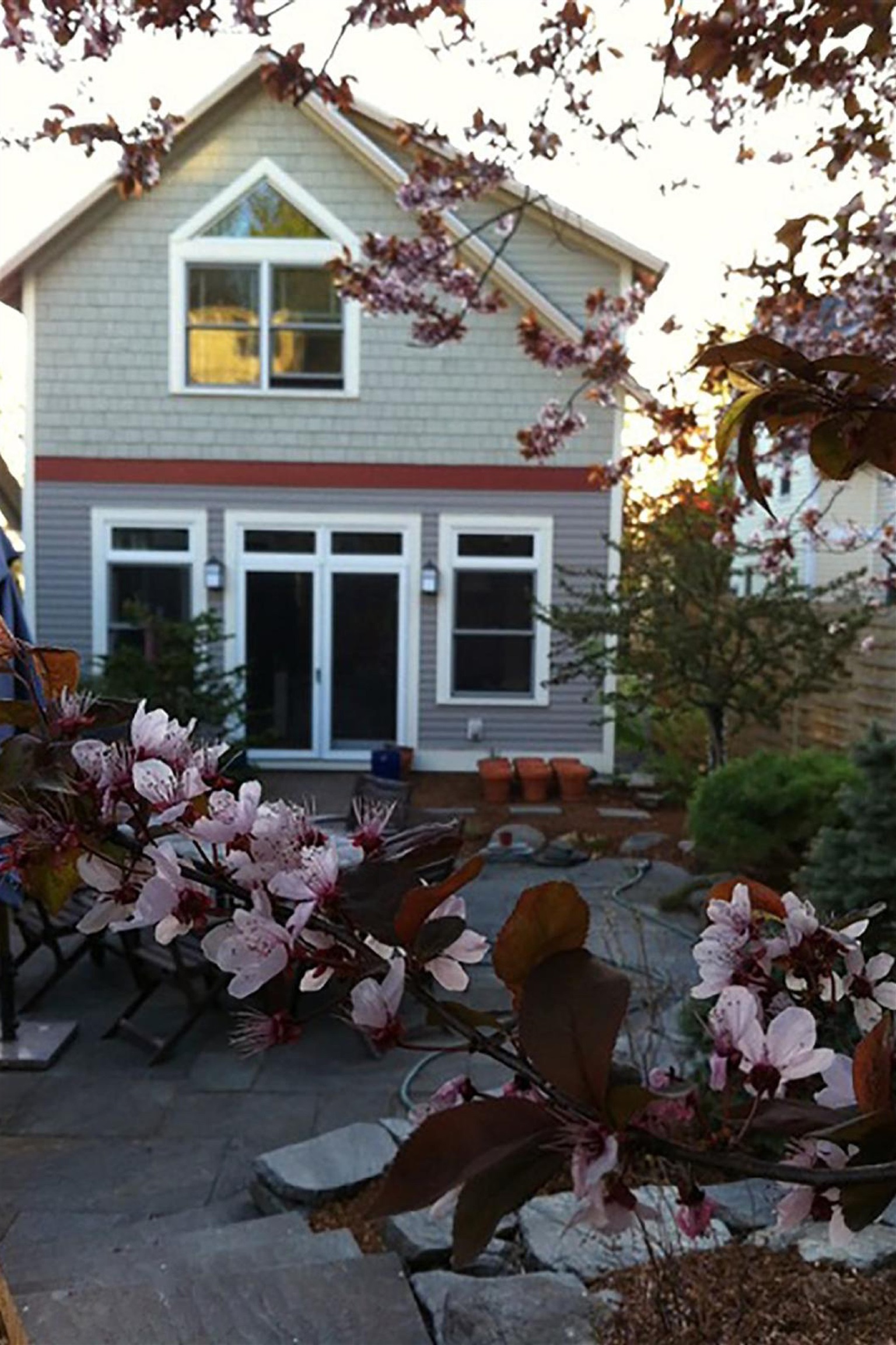 50 Caroline Street Property Photo 3