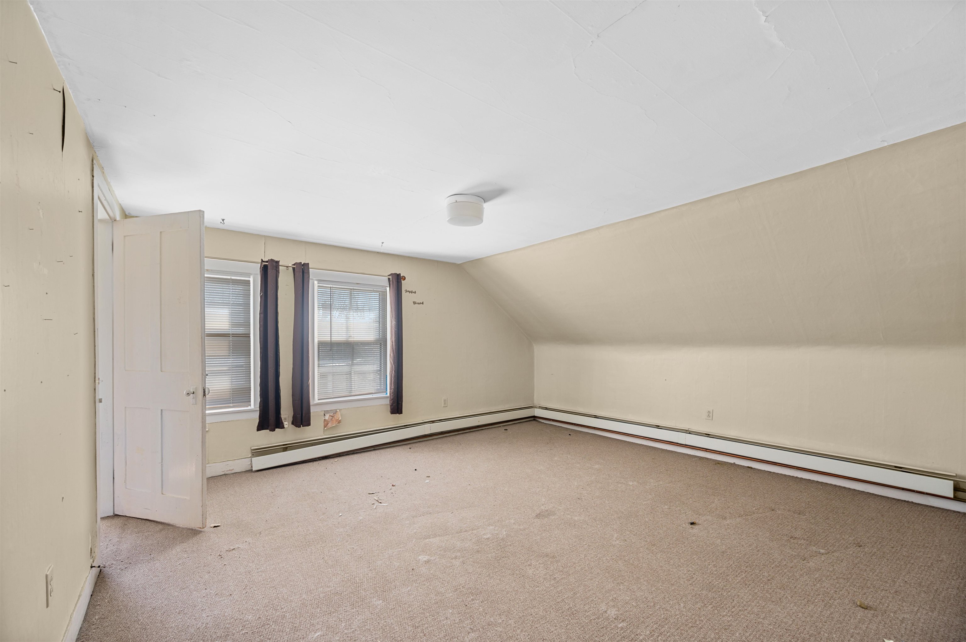 144 Elm Street Property Photo 33