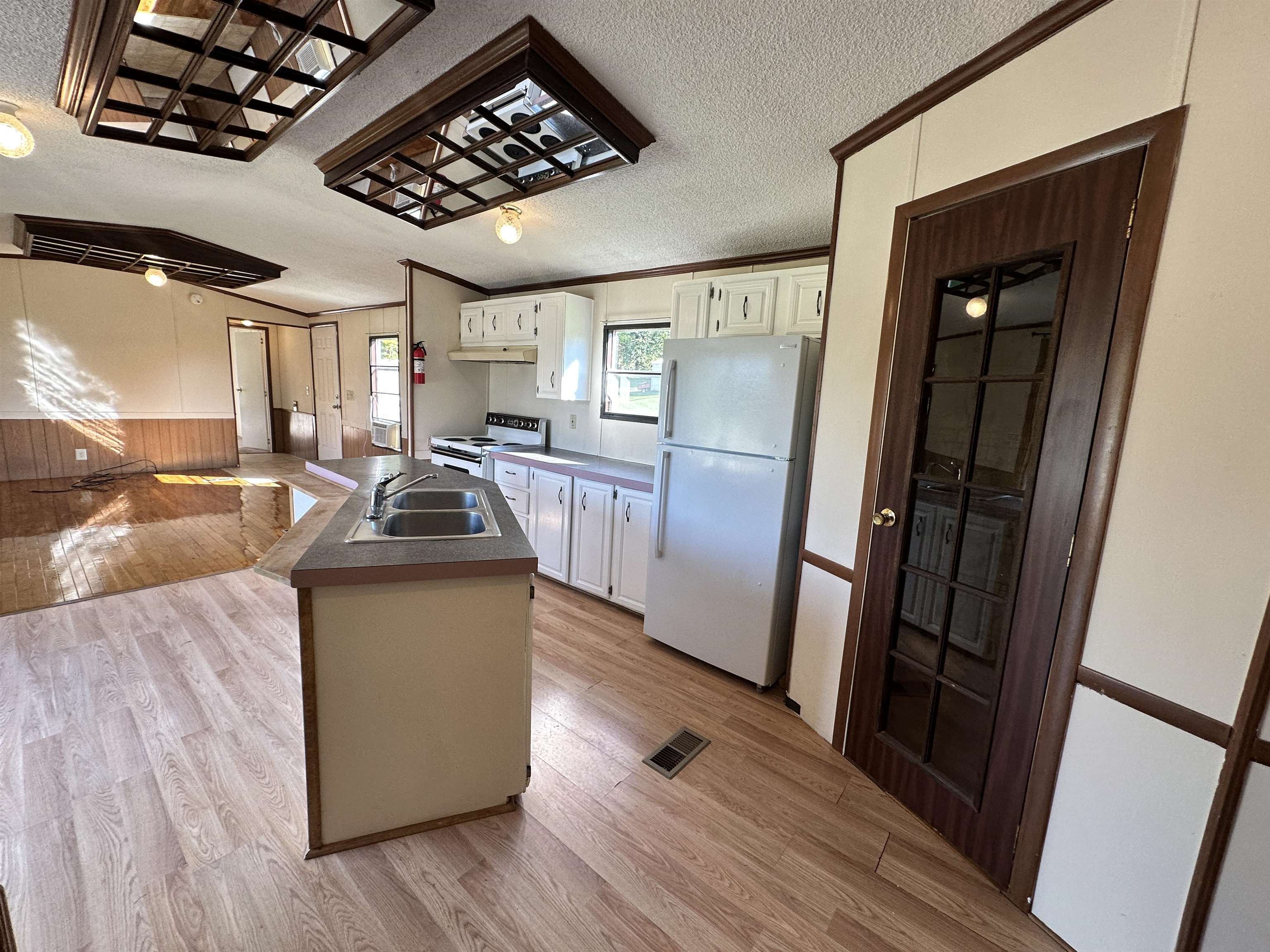 37 Pinney Lane Property Photo 8
