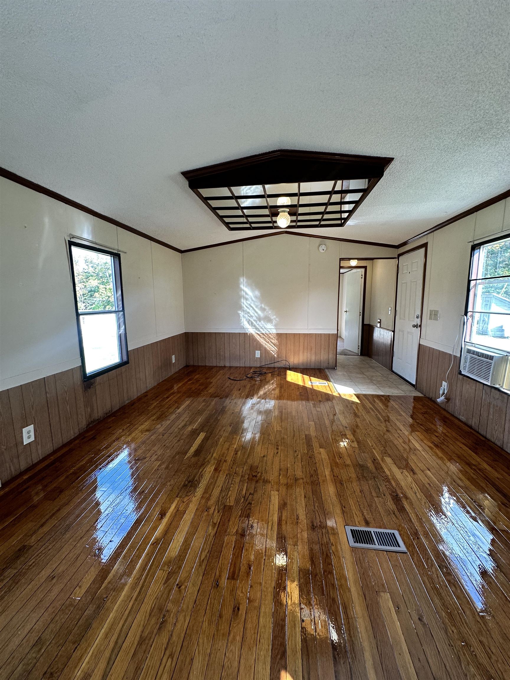 37 Pinney Lane Property Photo 12