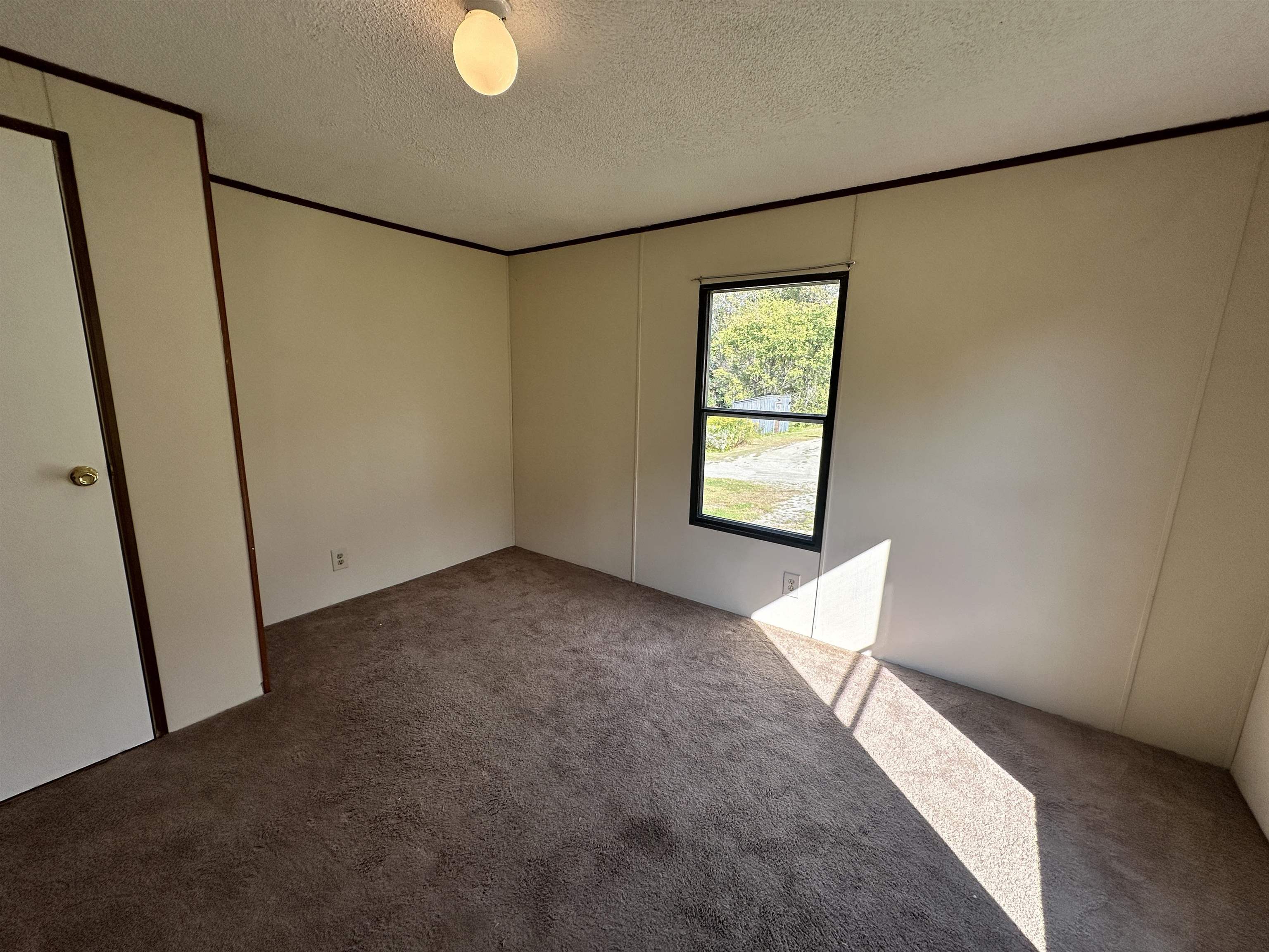 37 Pinney Lane Property Photo 14