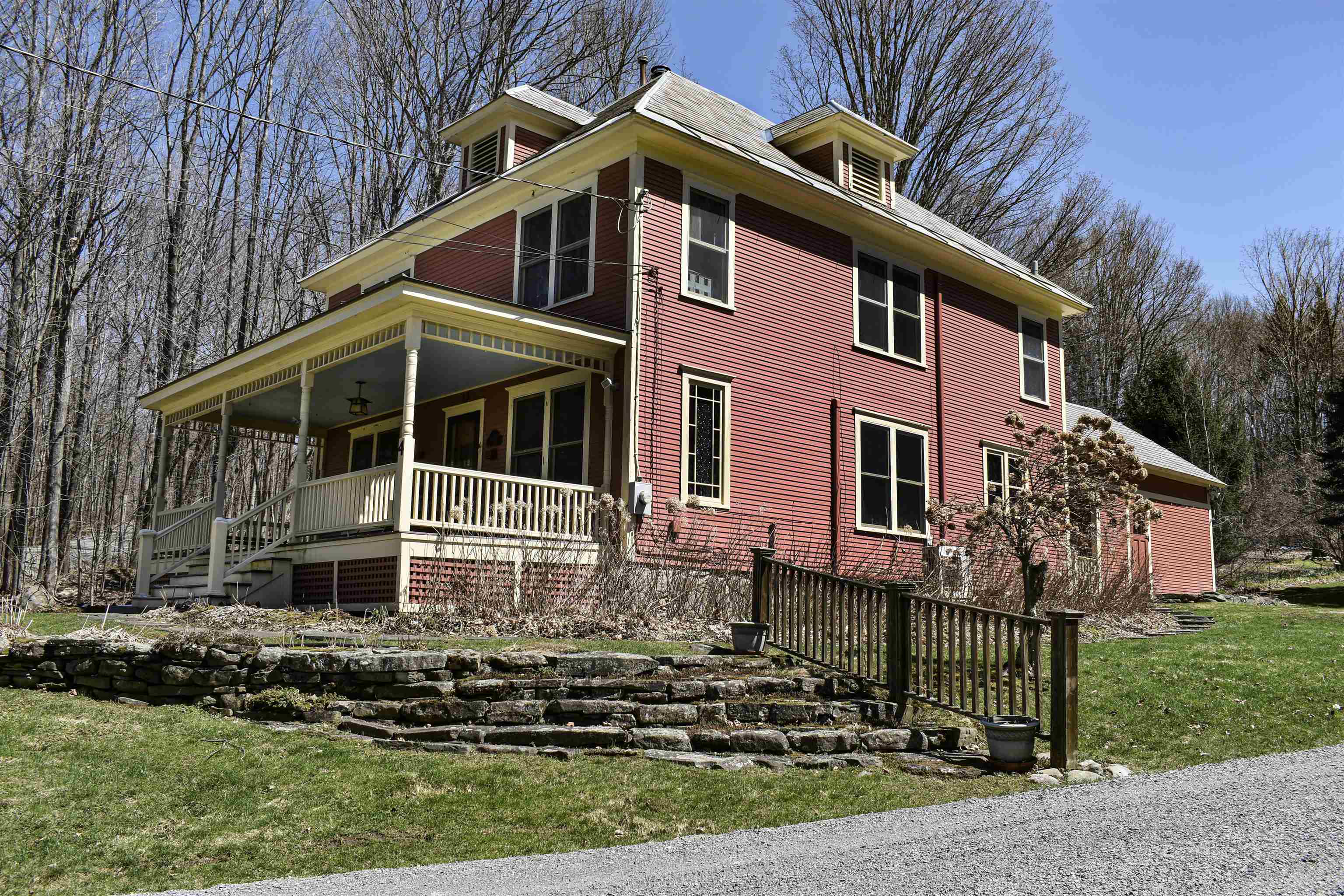05465 Real Estate Listings Main Image