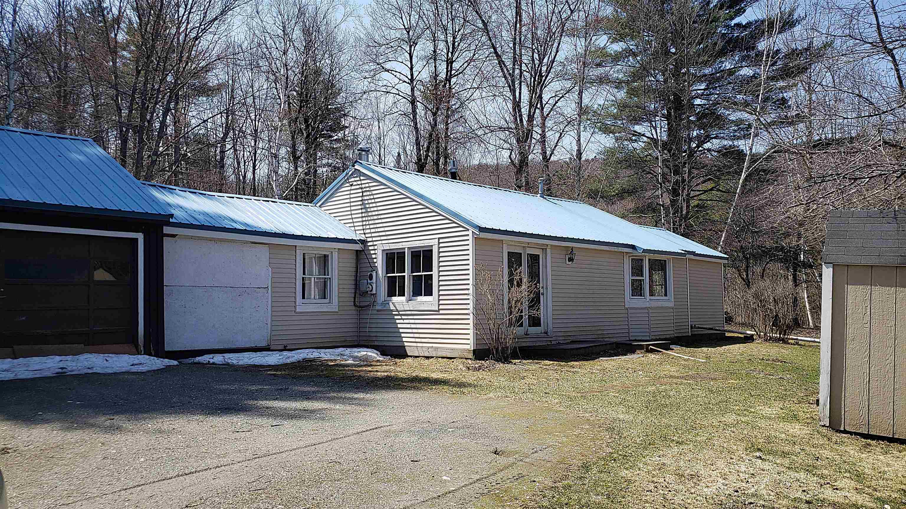 1568 South Hill Road Property Photo 3