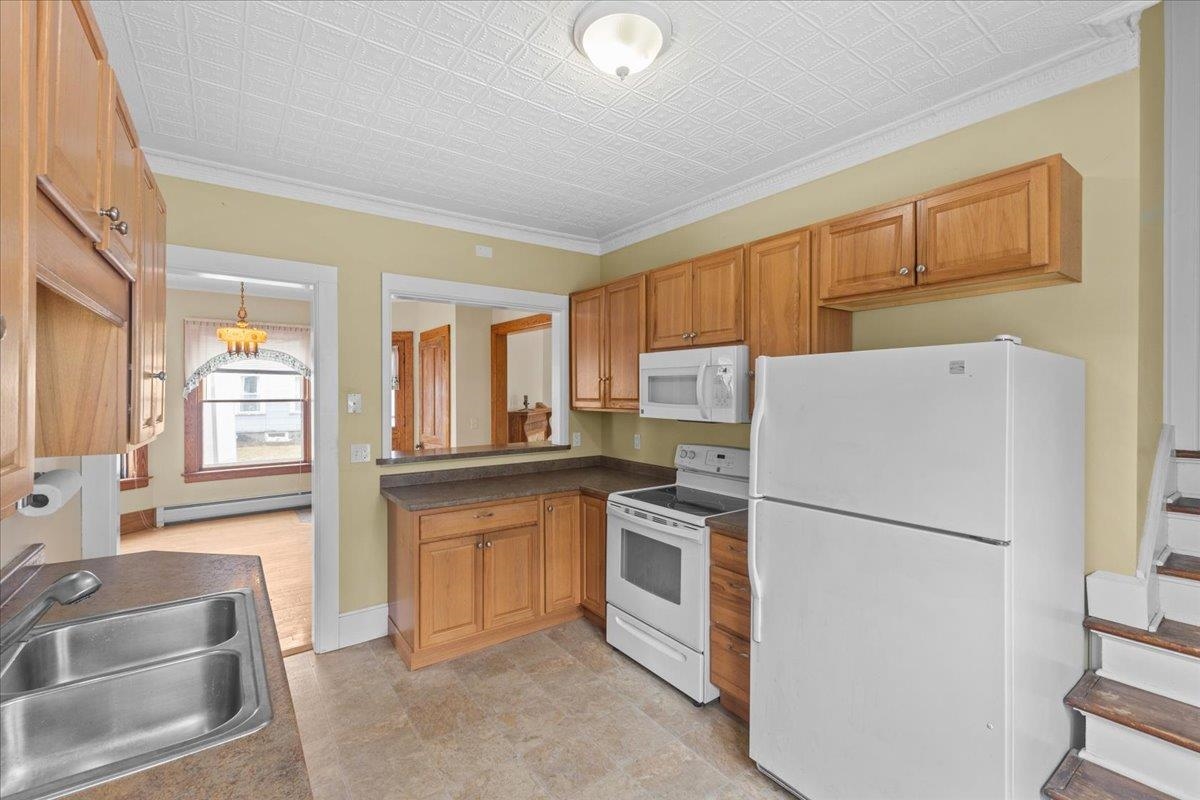 18 Randall Street Property Photo 17