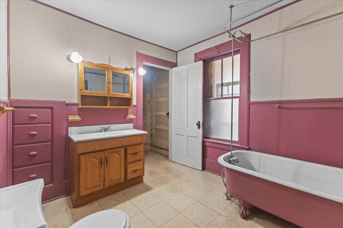 18 Randall Street Property Photo 21